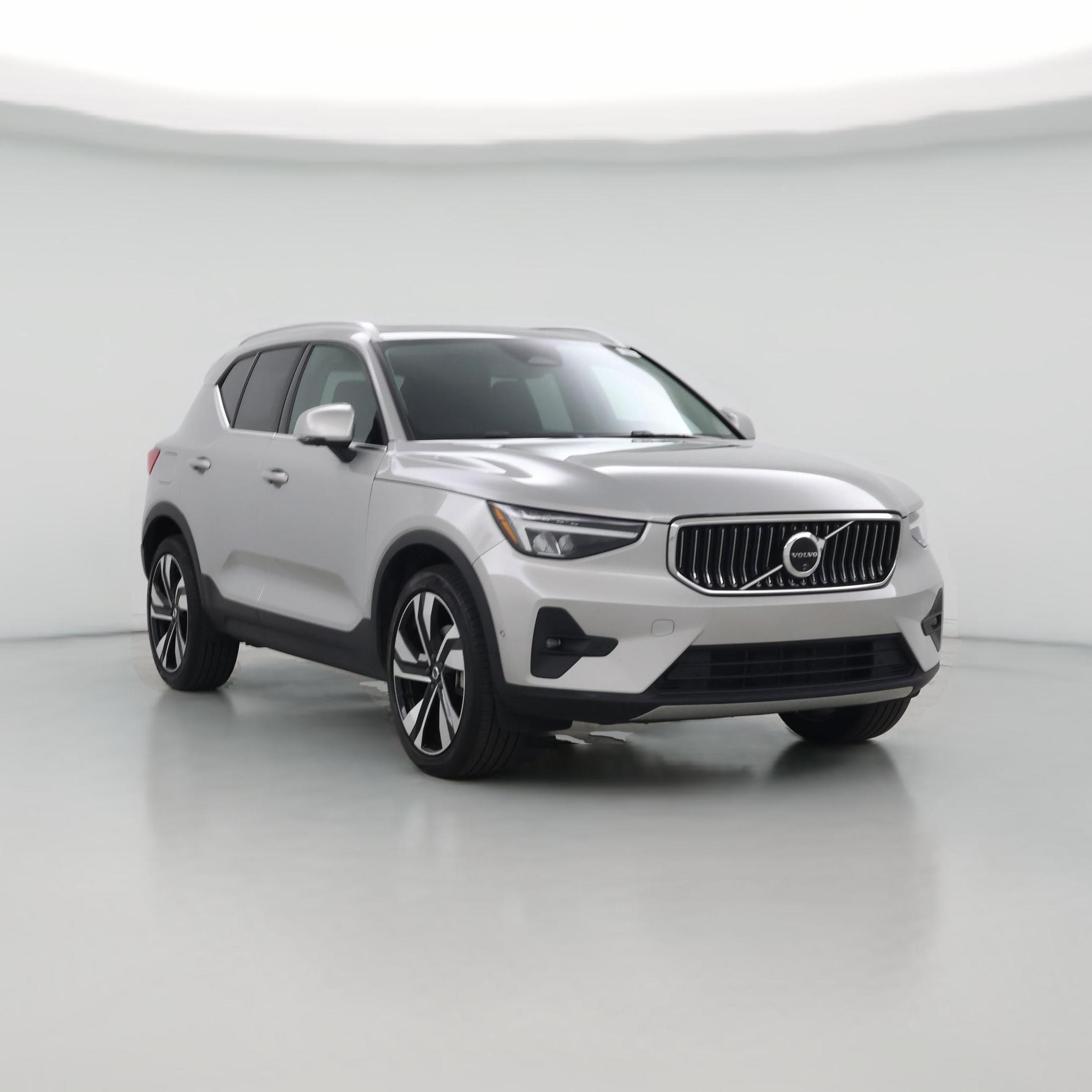 Thumbnail: 2025 Volvo XC40 - 1