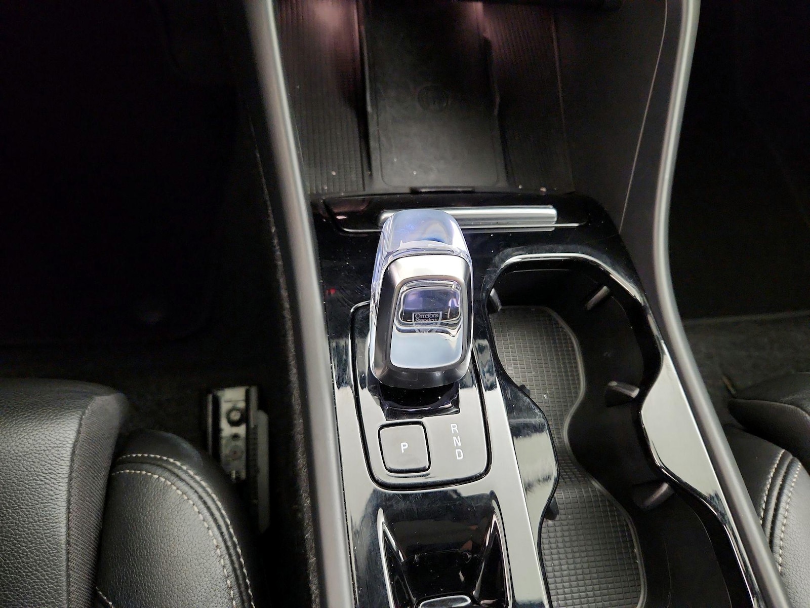 2025 Volvo XC40 Plus - Photo 19