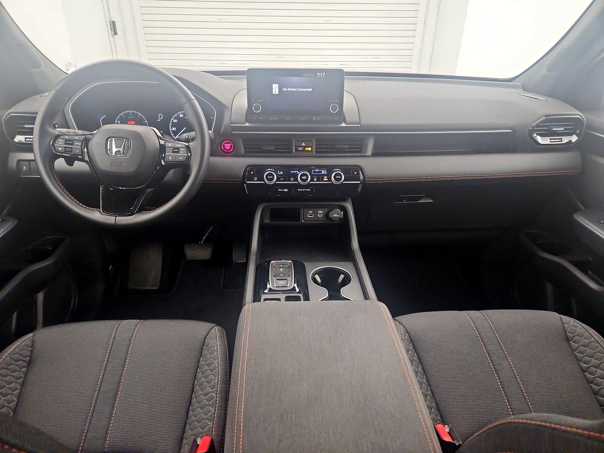 Thumbnail: 2025 Honda Pilot - 9