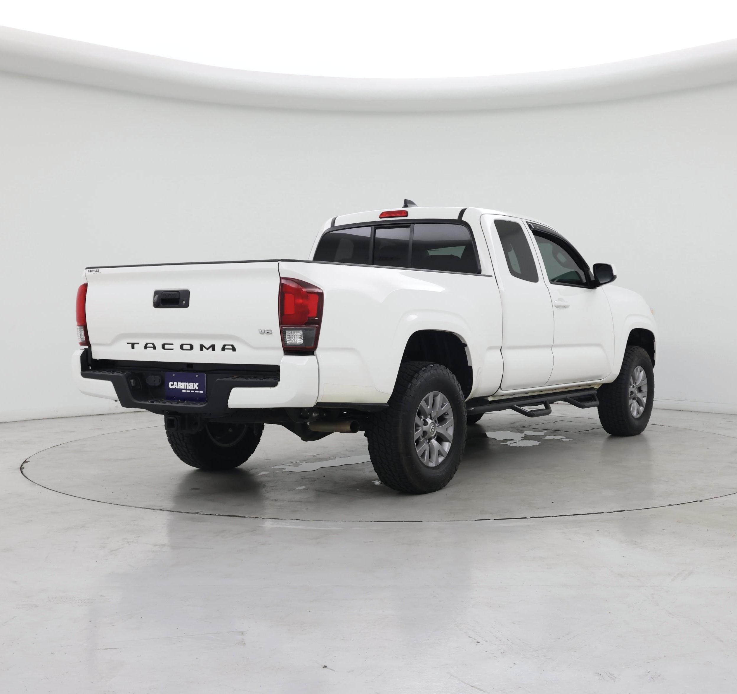 Thumbnail: 2021 Toyota Tacoma - 8