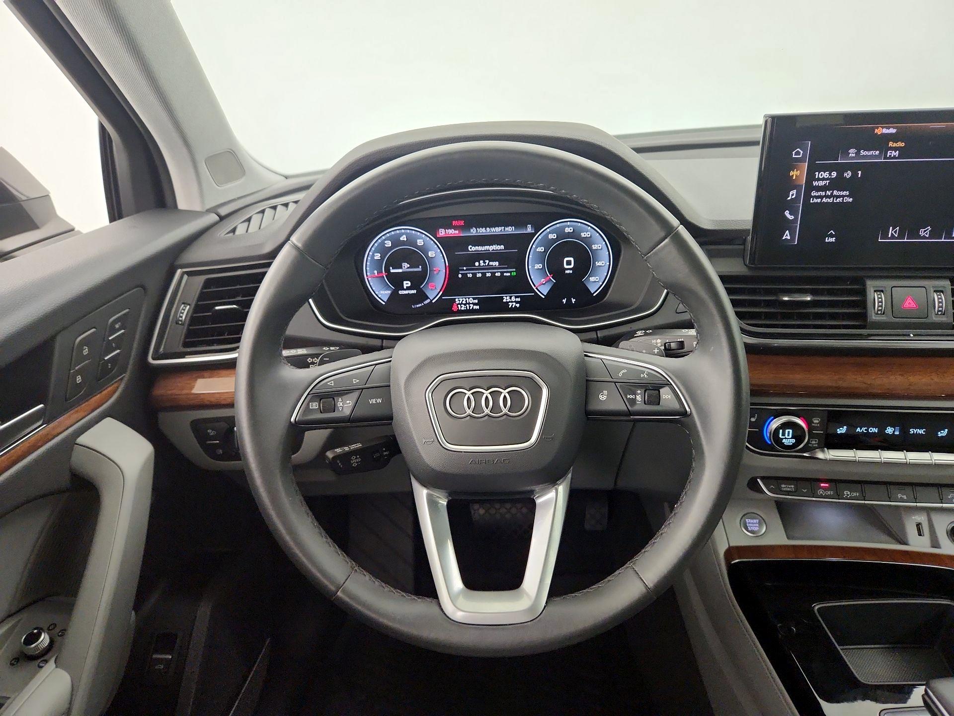 Thumbnail: 2023 Audi Q5 - 10