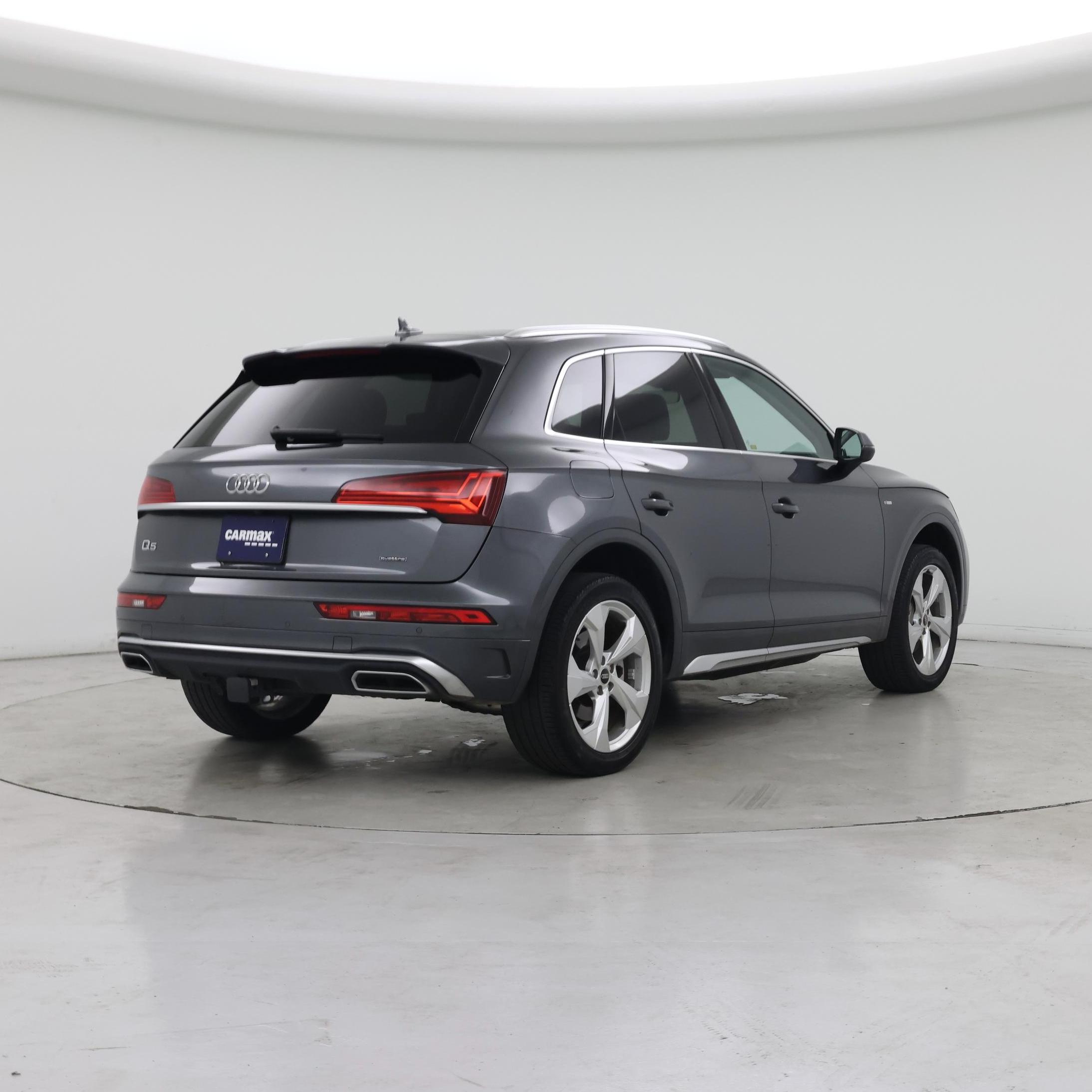 Thumbnail: 2023 Audi Q5 - 8