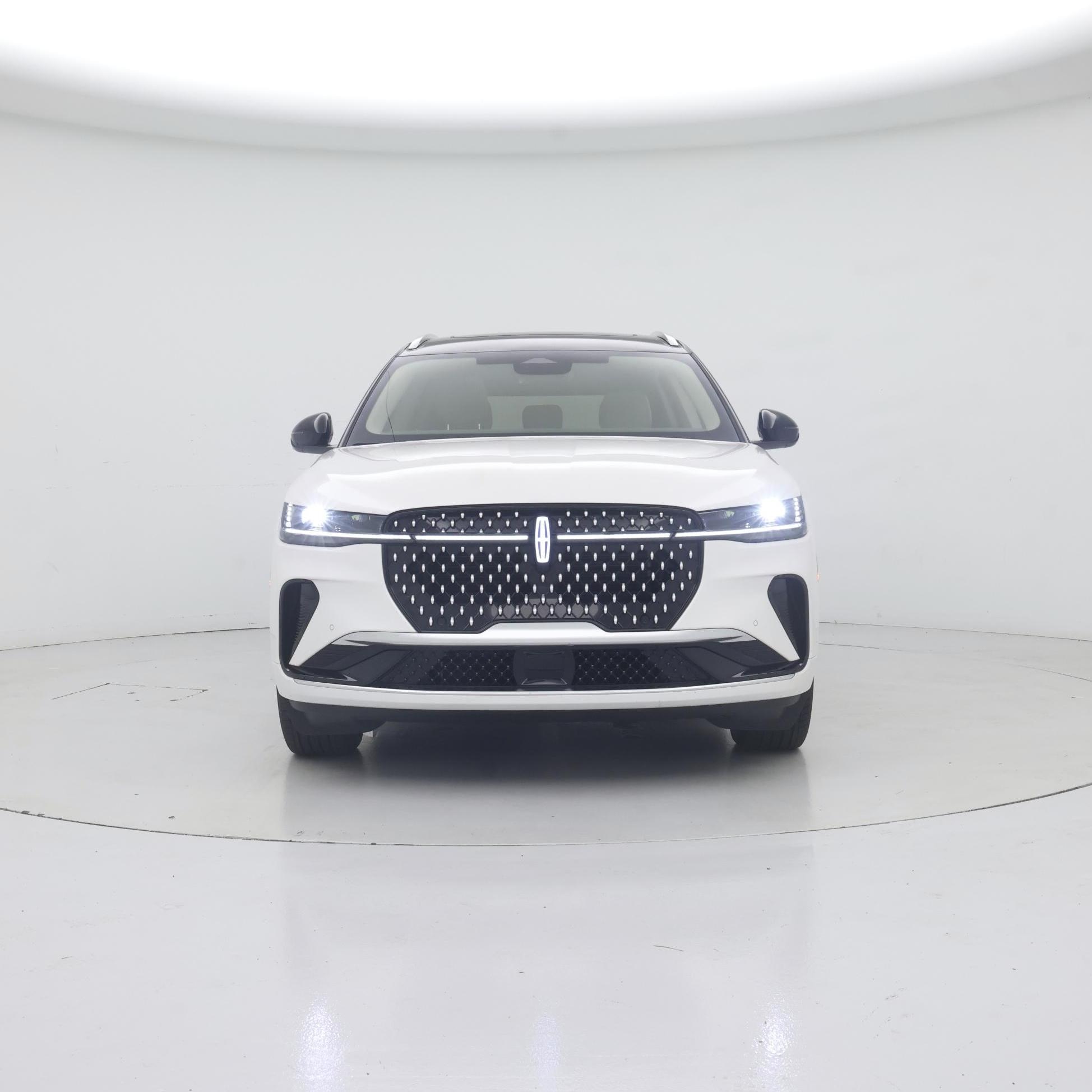 Thumbnail: 2025 Lincoln Nautilus - 5
