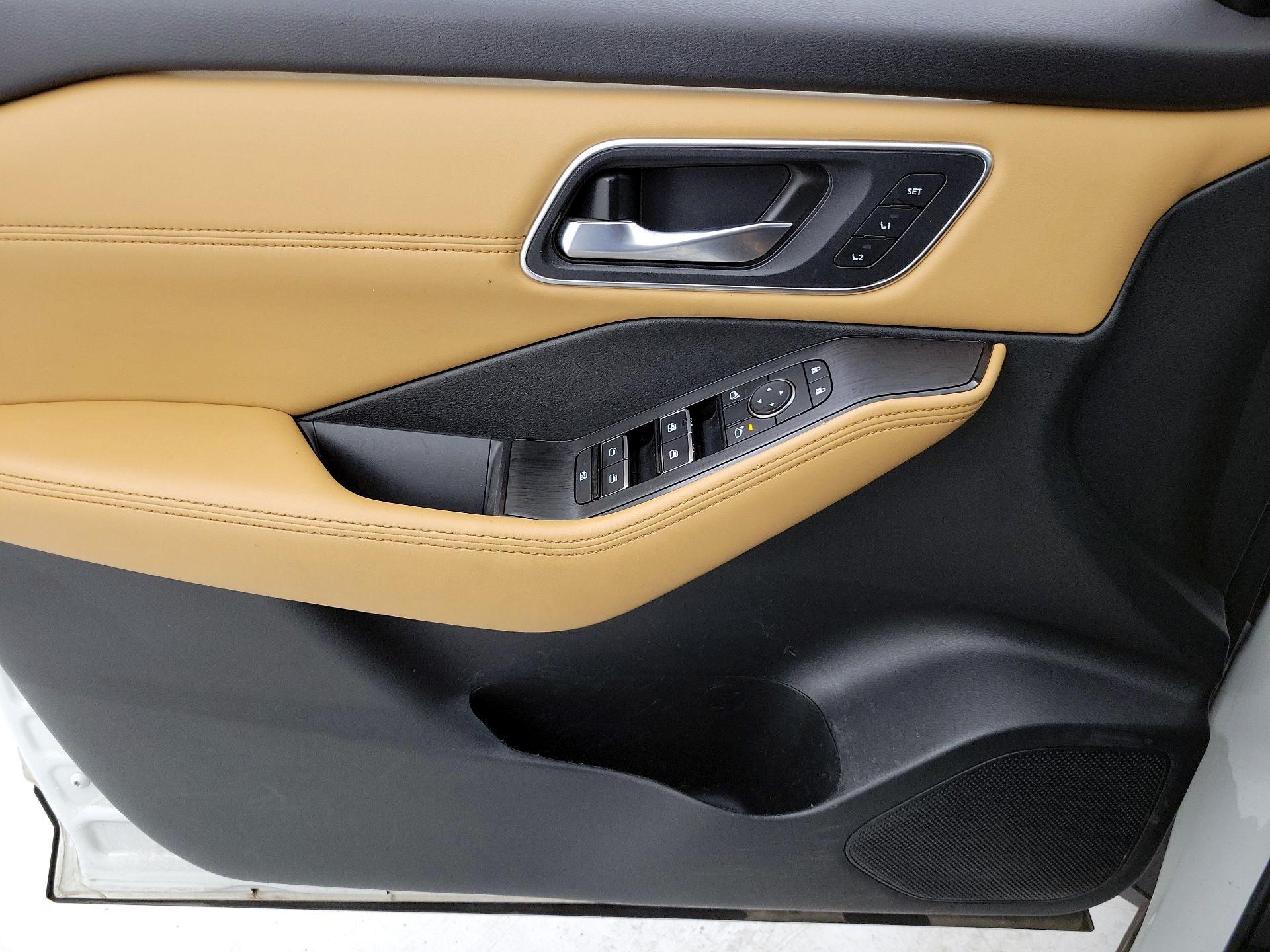 Thumbnail: 2022 Nissan Rogue - 12
