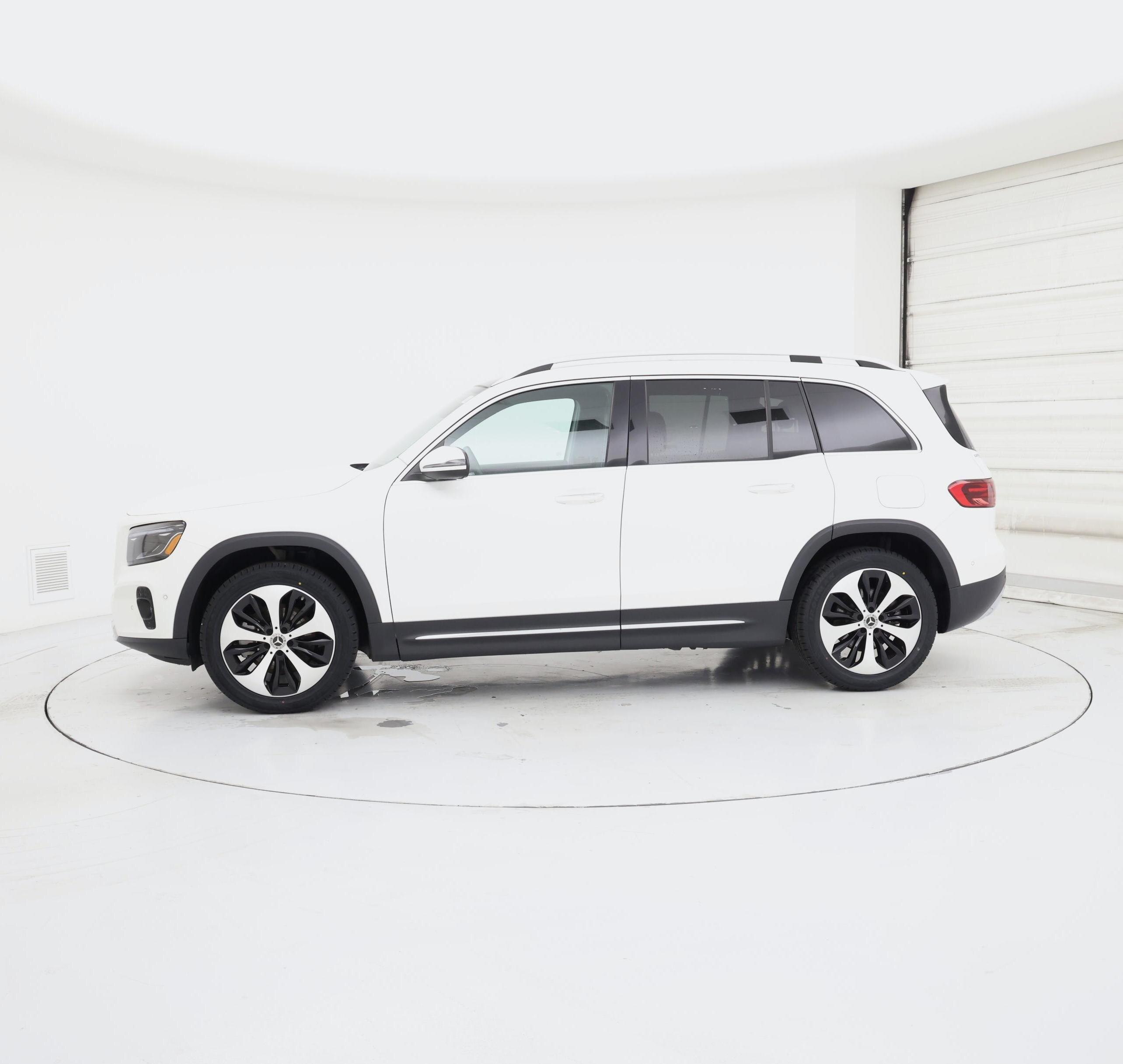 Thumbnail: 2025 Mercedes-Benz GLB - 3