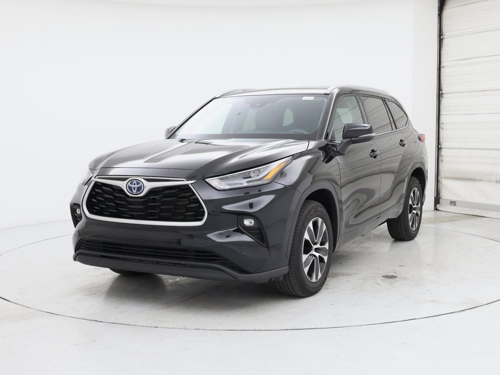 2022 Toyota Highlander XLE - Photo 5