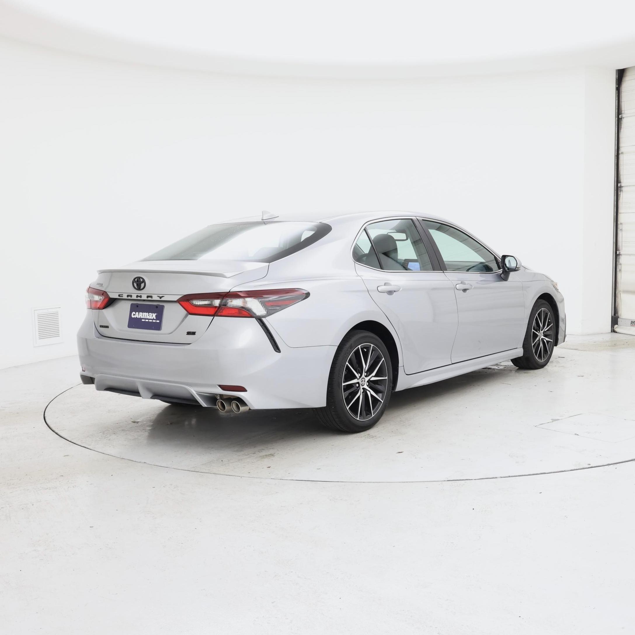 Thumbnail: 2024 Toyota Camry - 8