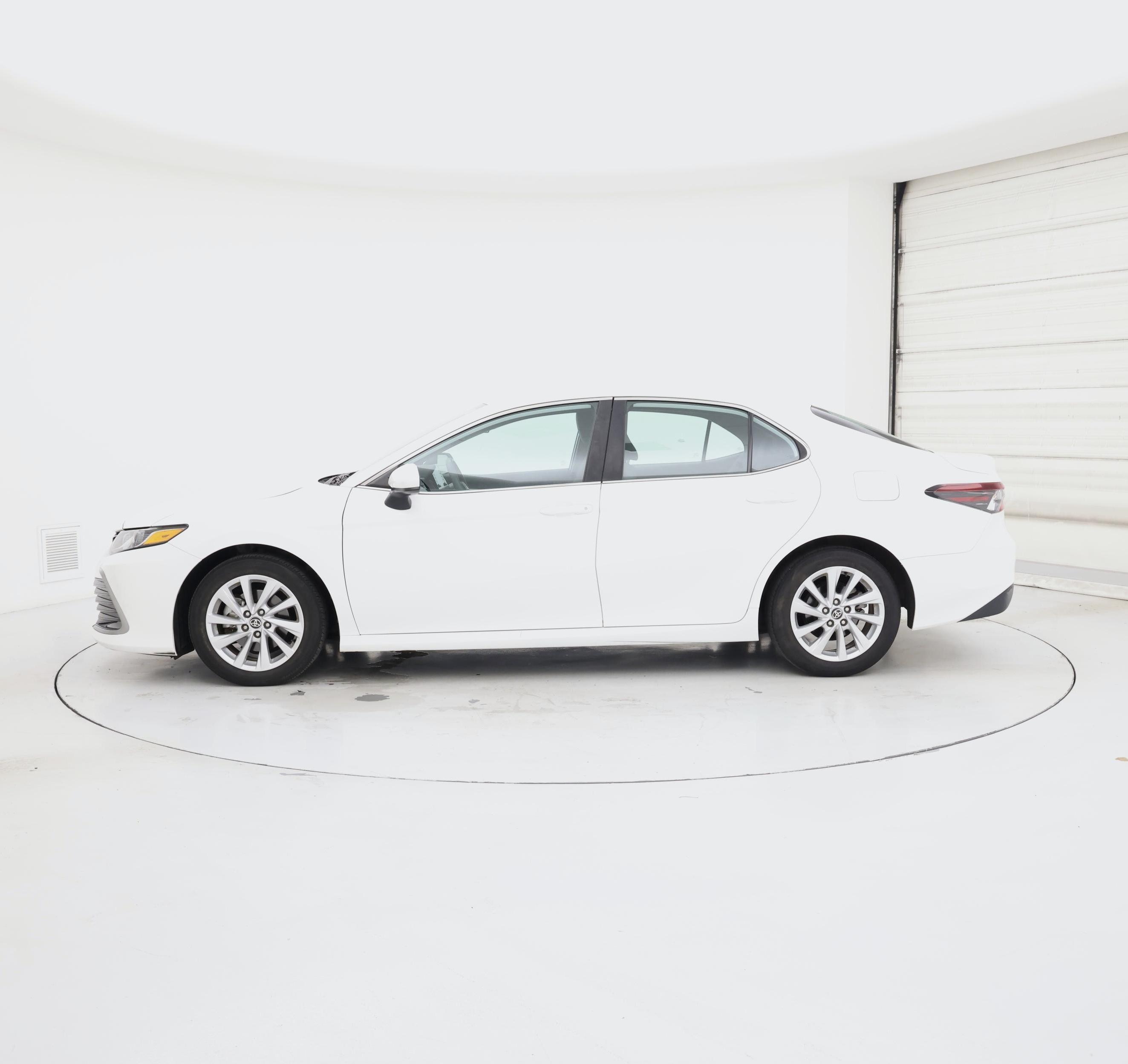 Thumbnail: 2023 Toyota Camry - 3