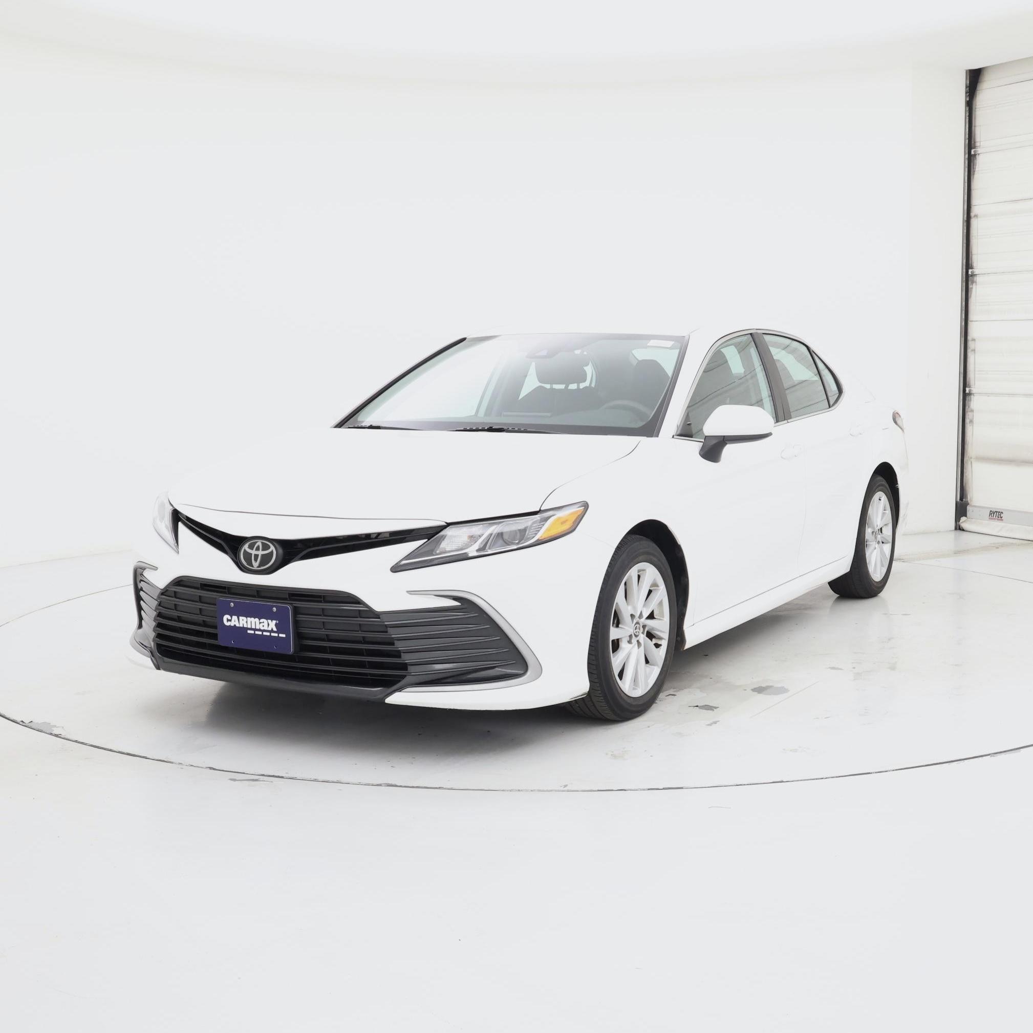 Thumbnail: 2023 Toyota Camry - 4