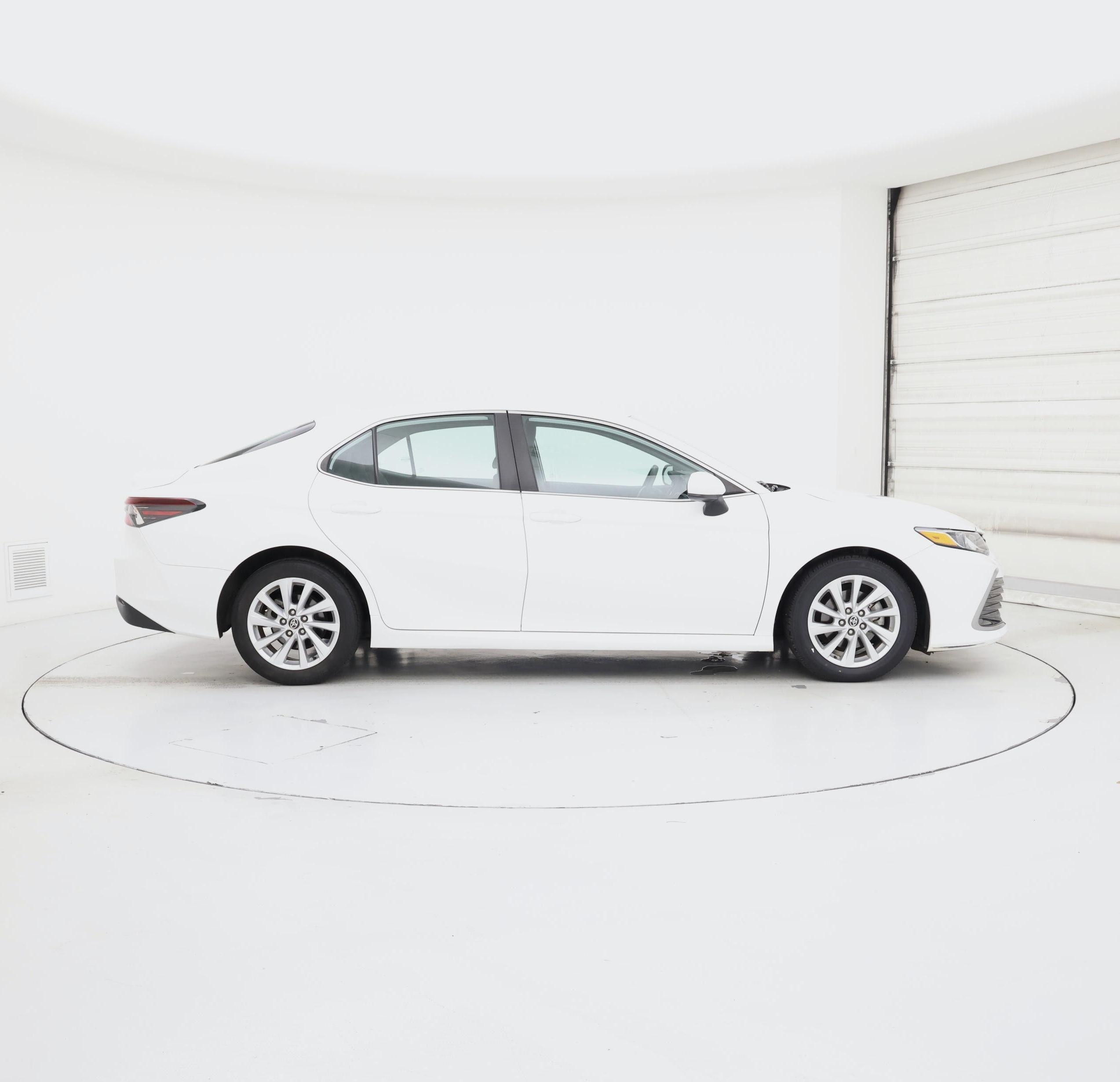 Thumbnail: 2023 Toyota Camry - 7
