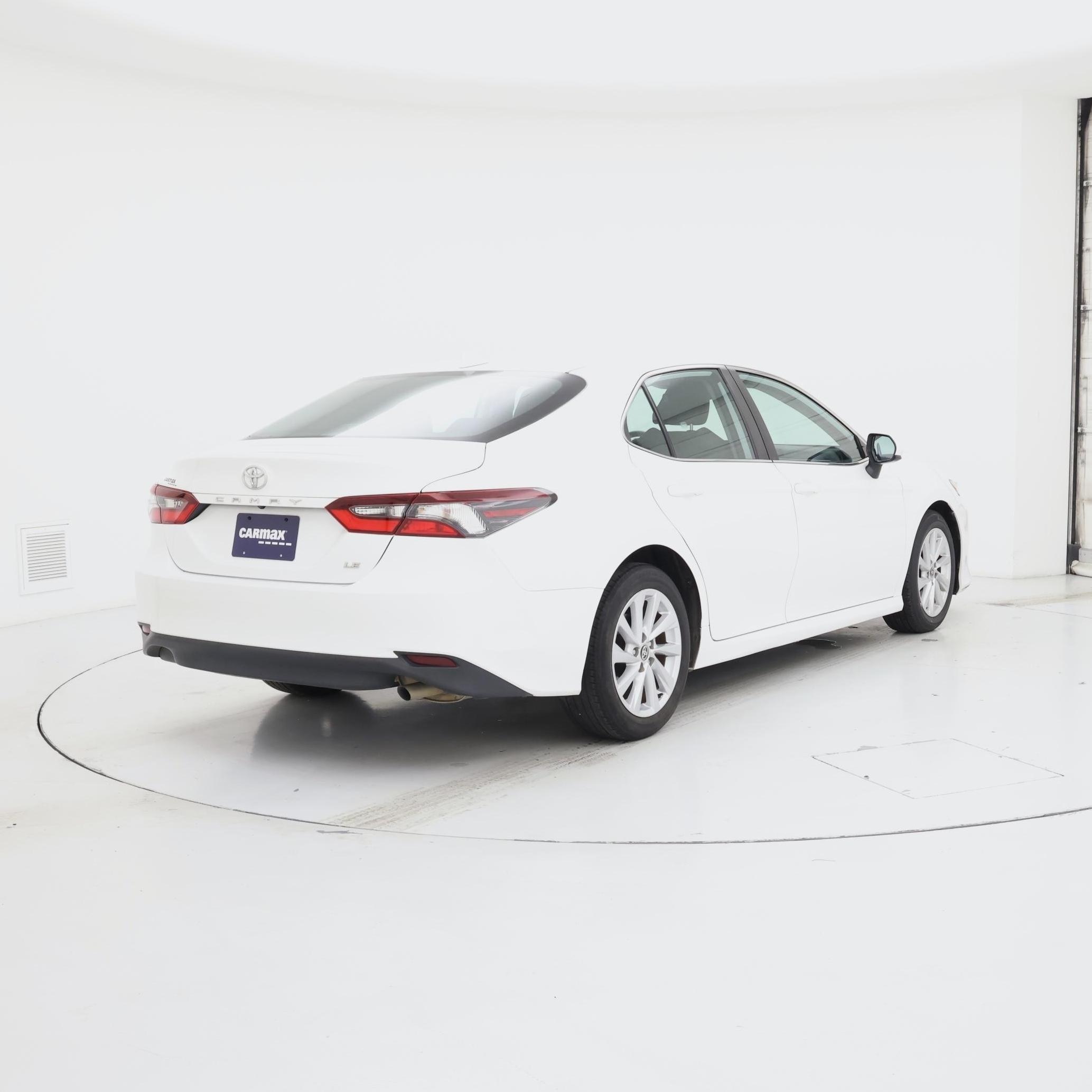 Thumbnail: 2023 Toyota Camry - 8