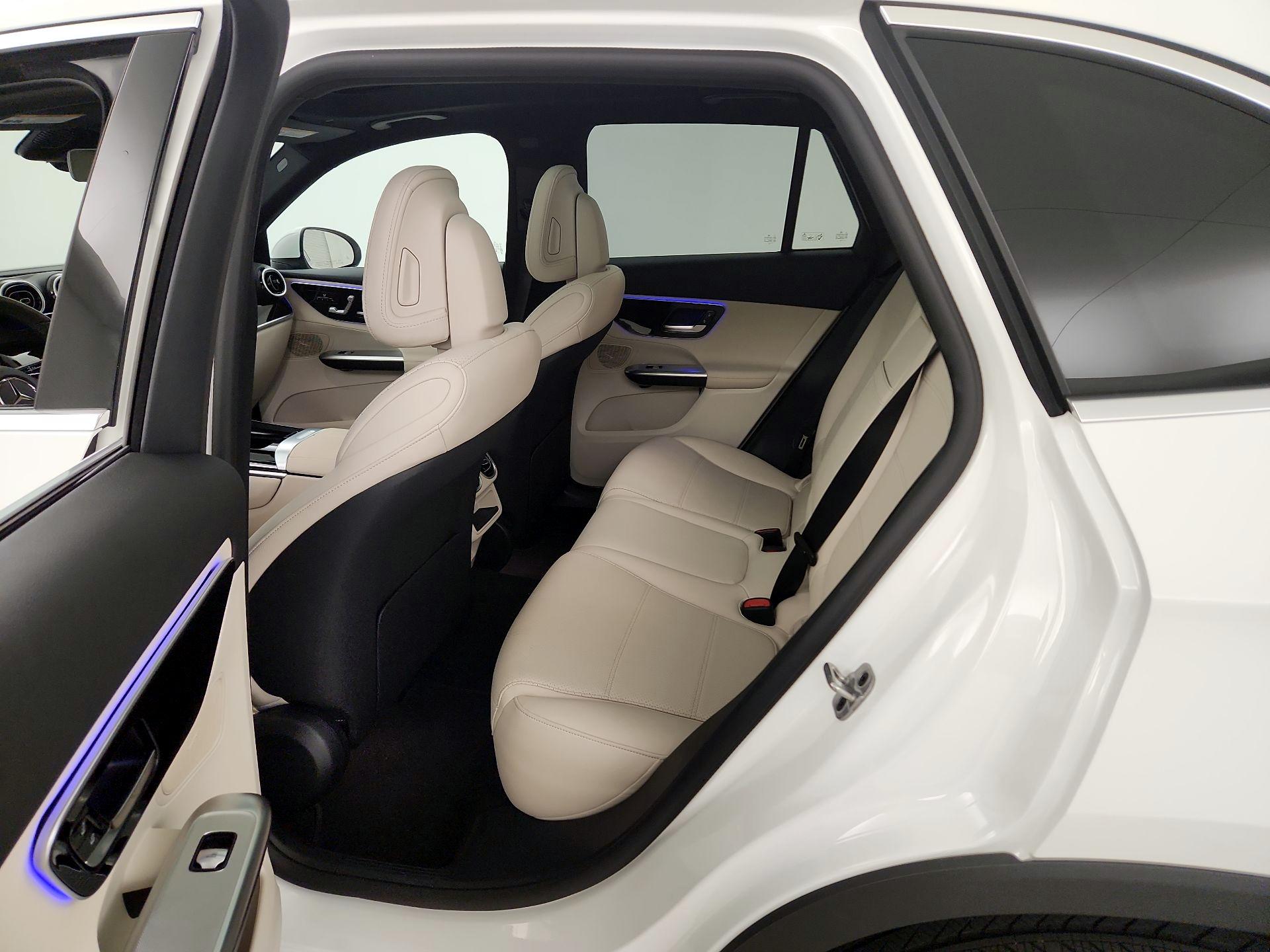 Thumbnail: 2025 Mercedes-Benz GLC - 20
