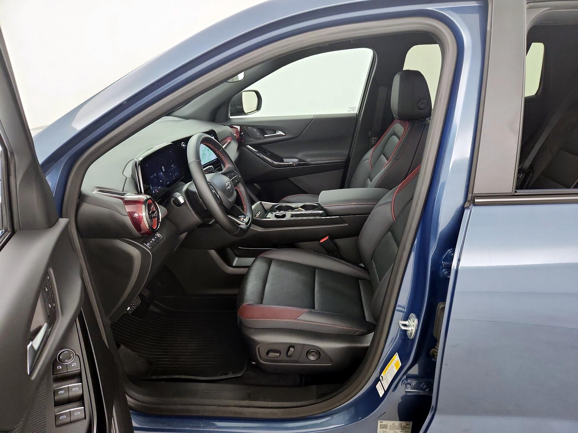 Thumbnail: 2026 Chevrolet Equinox - 11