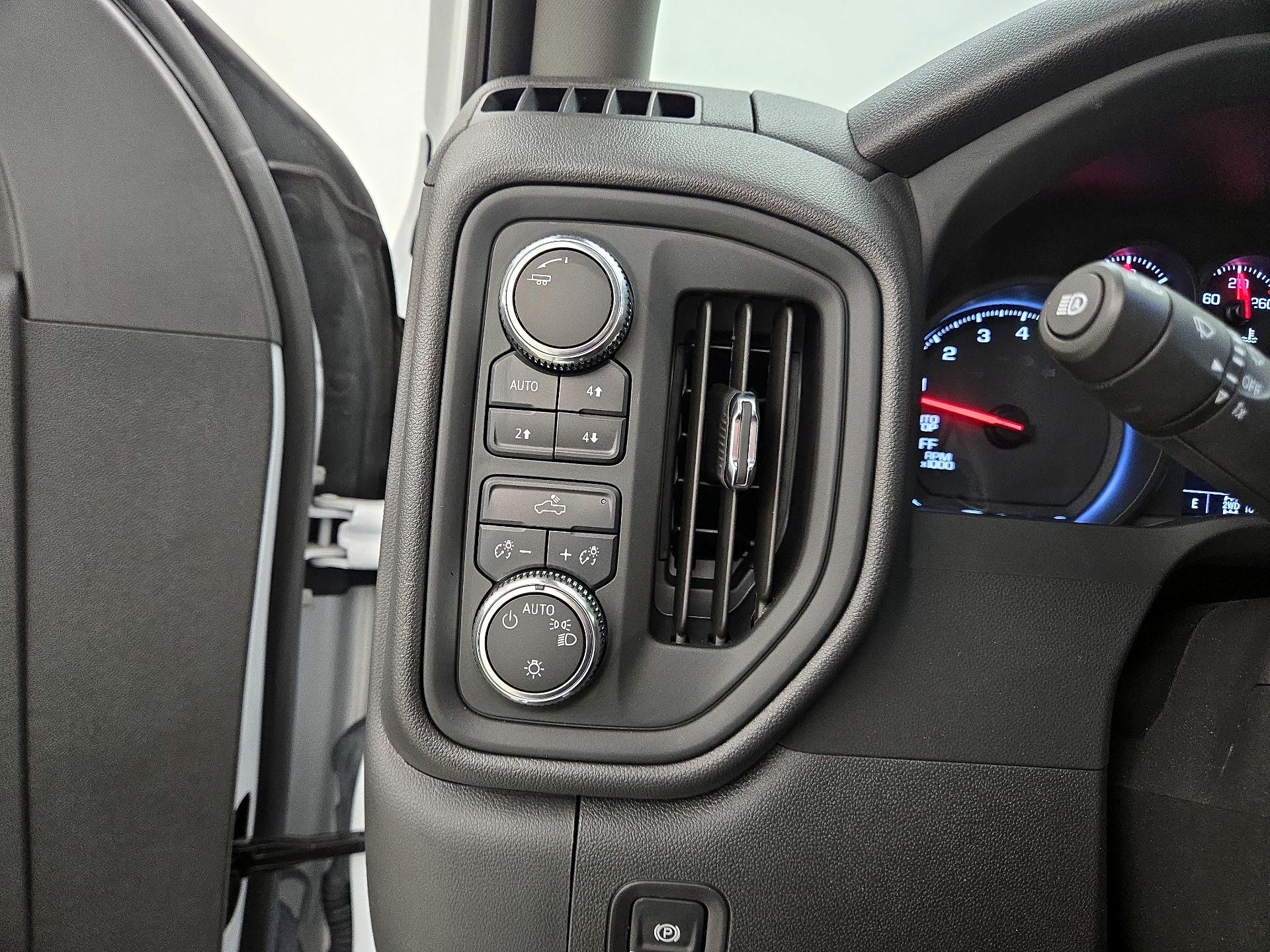 Thumbnail: 2025 GMC Sierra 1500 - 13