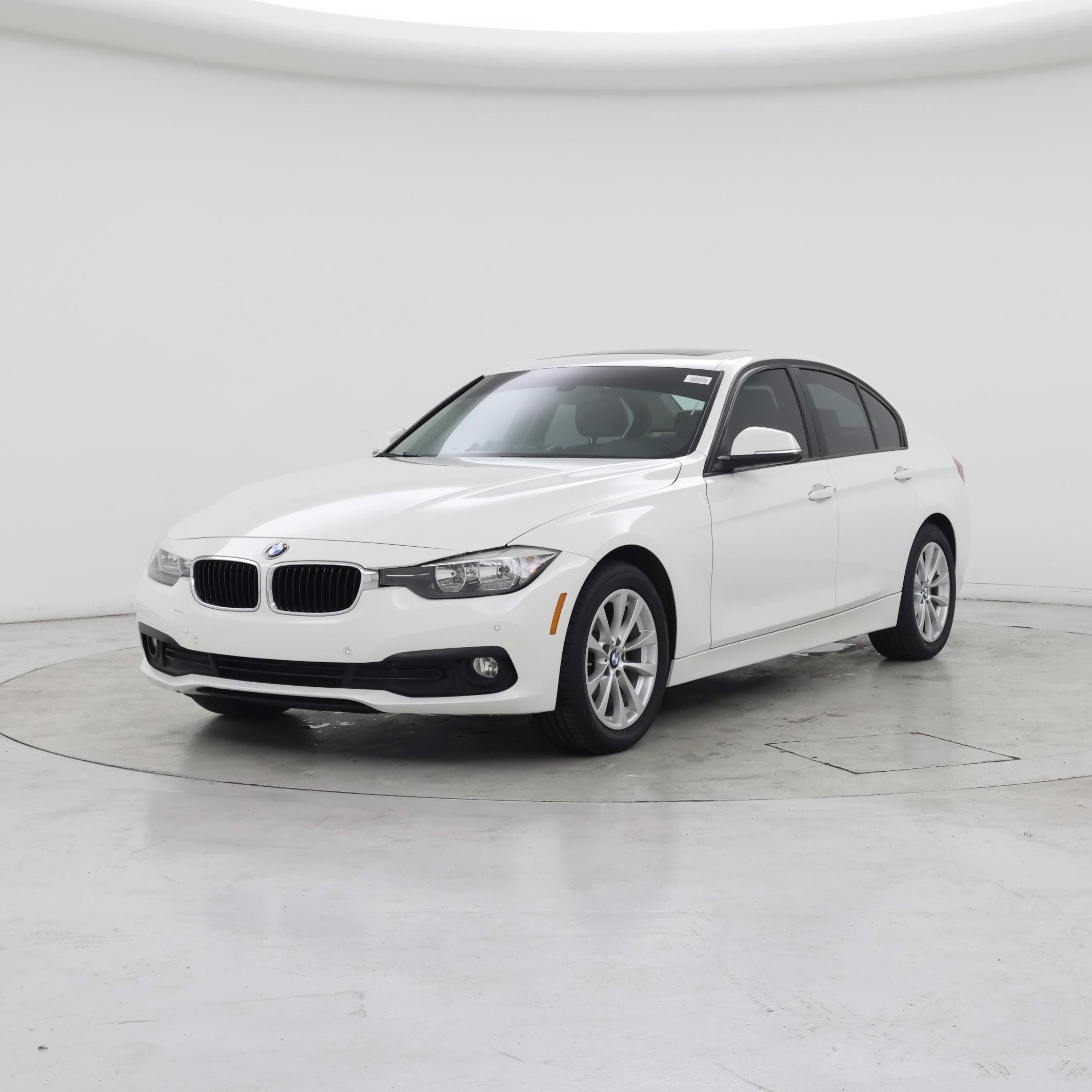Thumbnail: 2017 BMW 3 Series - 4