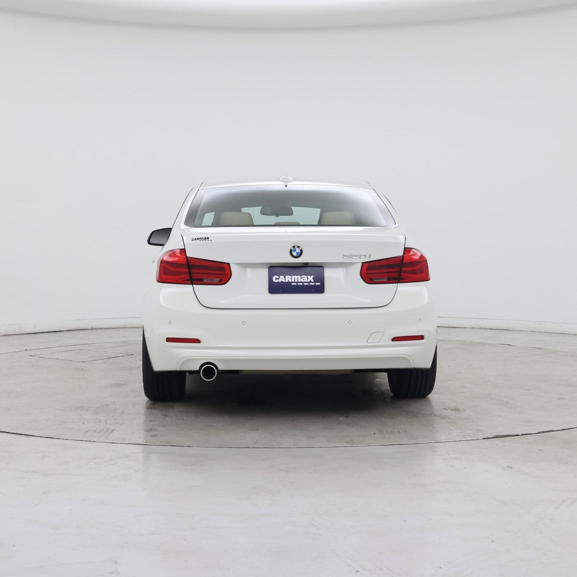 Thumbnail: 2017 BMW 3 Series - 6