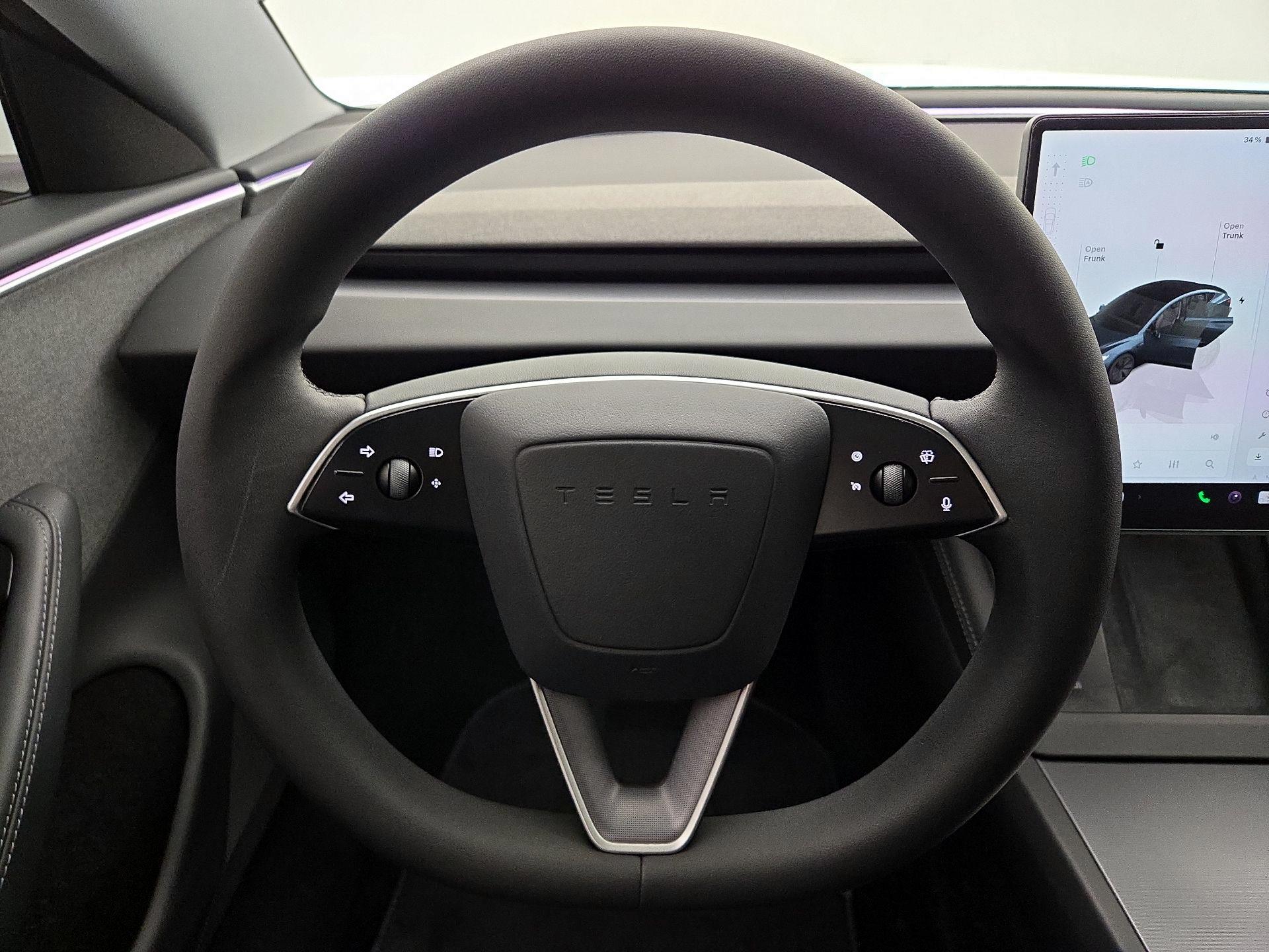 Thumbnail: 2024 Tesla Model 3 - 10