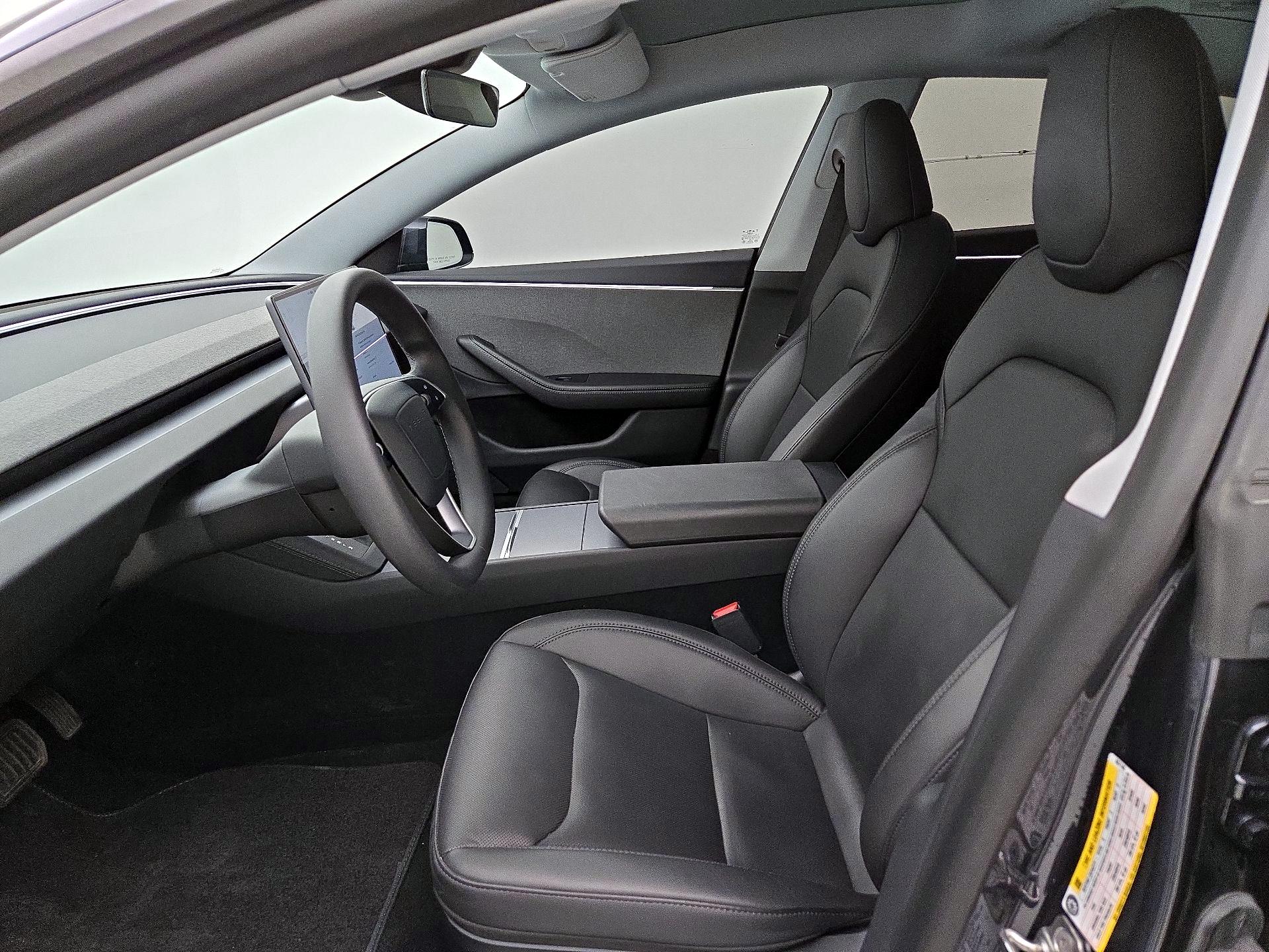 Thumbnail: 2024 Tesla Model 3 - 11