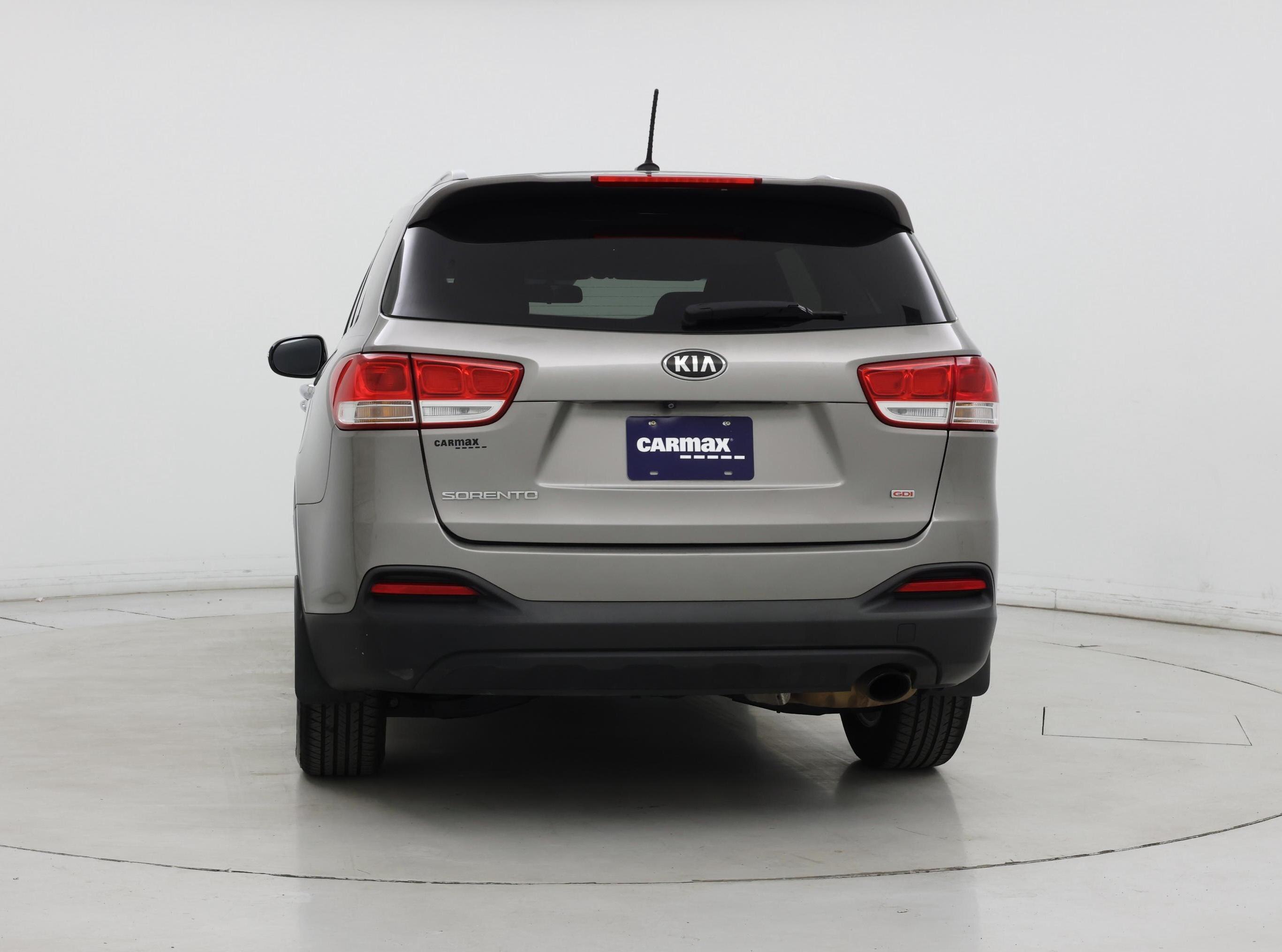 Thumbnail: 2017 Kia Sorento - 6