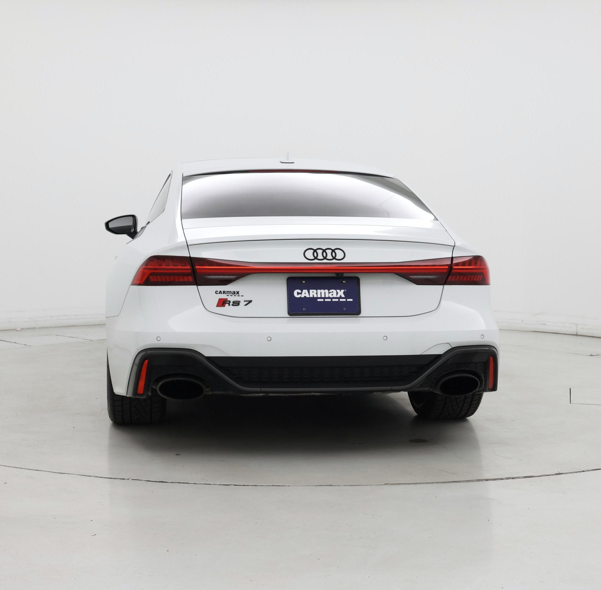 Thumbnail: 2022 Audi RS 7 - 6