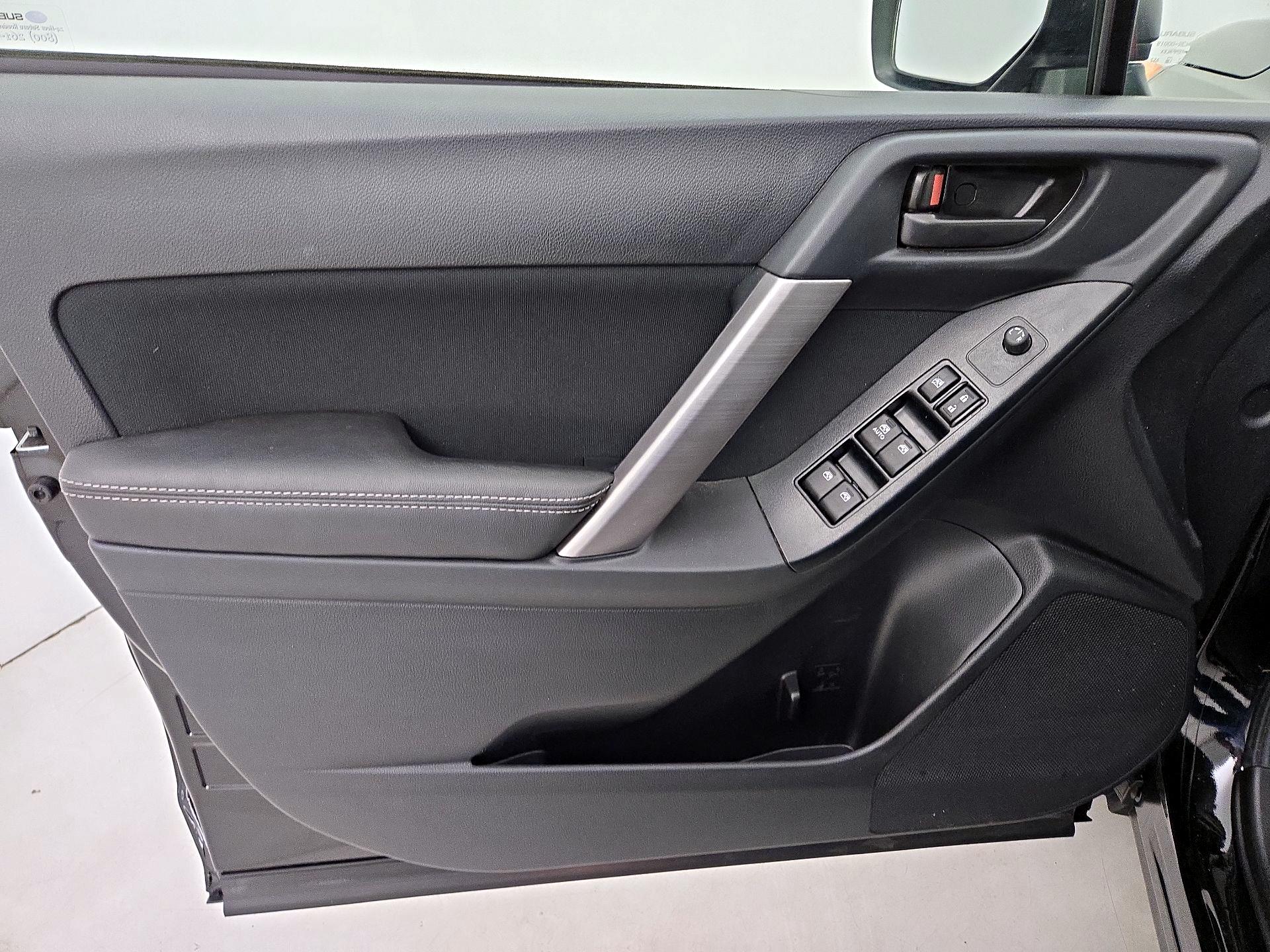 Thumbnail: 2016 Subaru Forester - 12