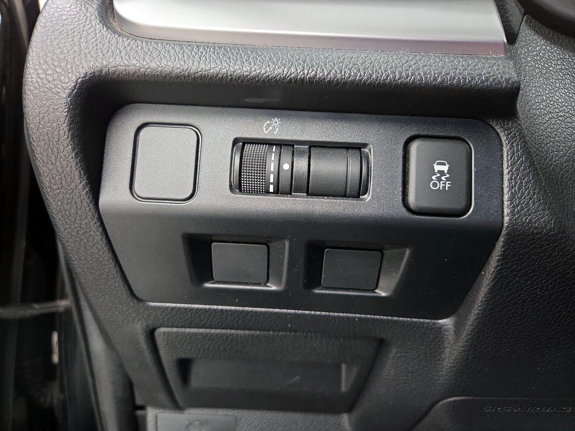Thumbnail: 2016 Subaru Forester - 13