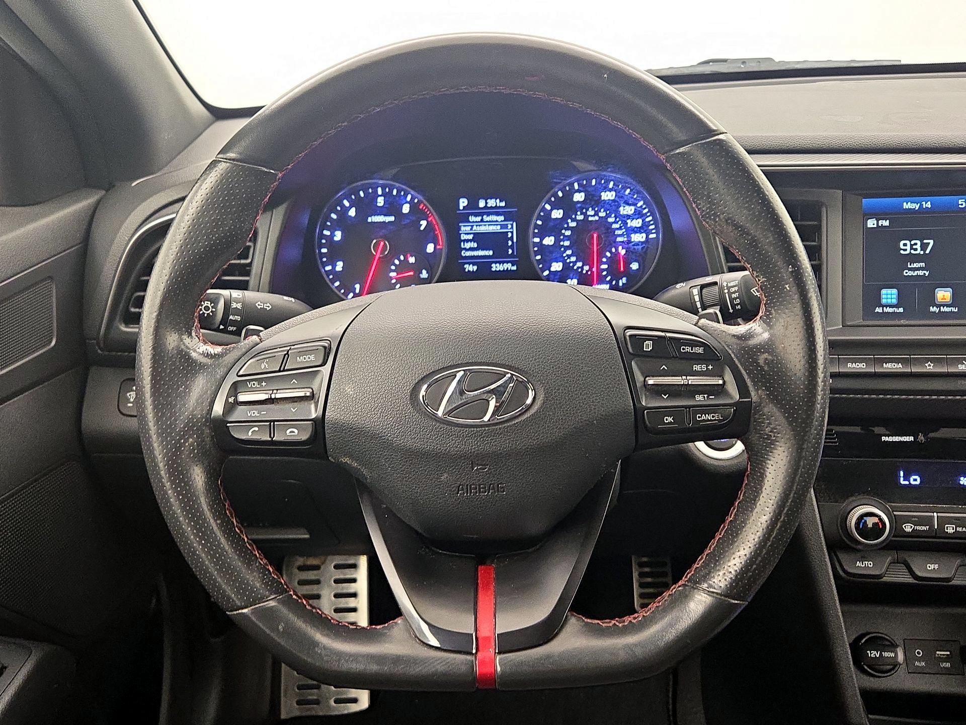 Thumbnail: 2020 Hyundai Elantra - 10