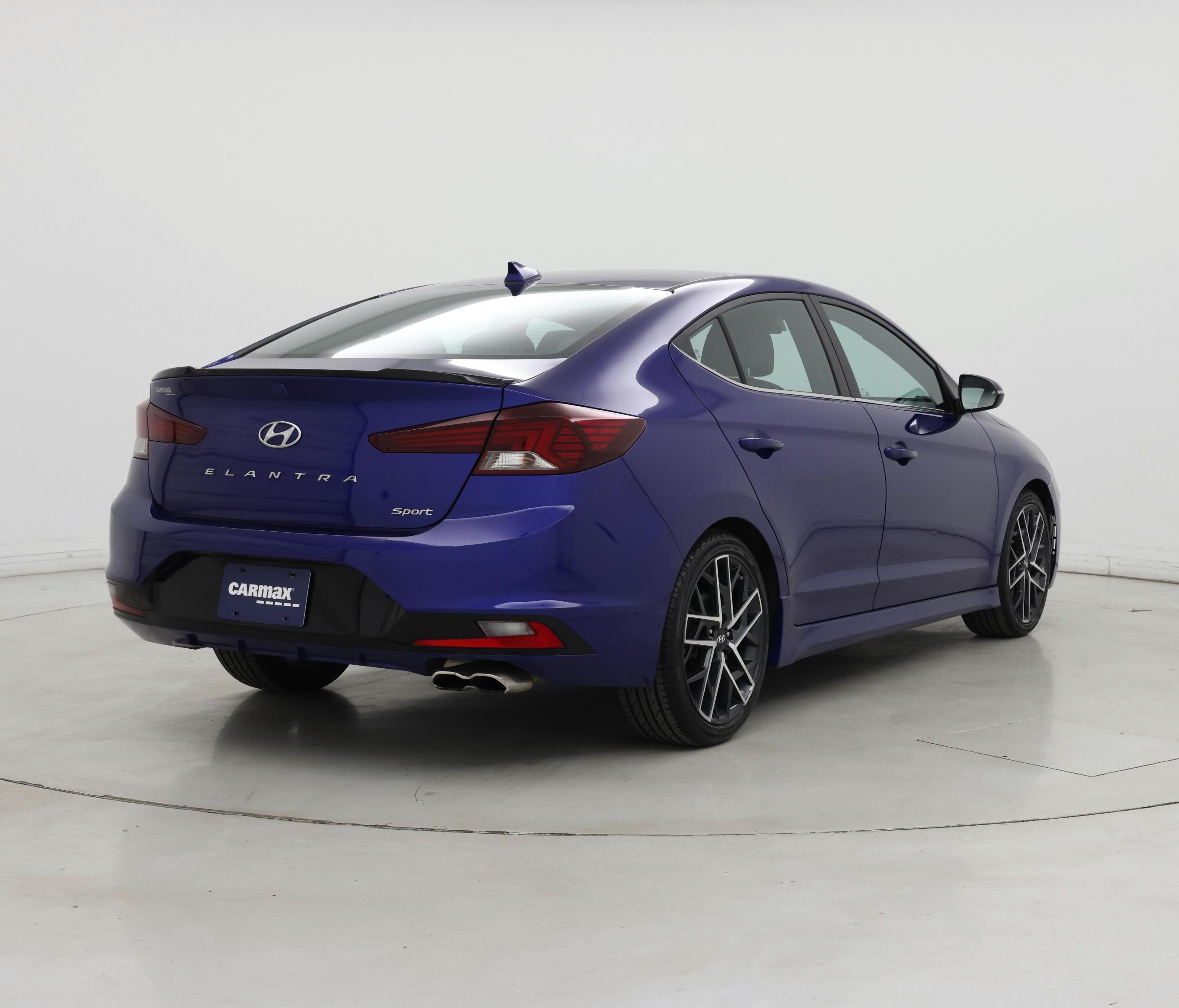 Thumbnail: 2020 Hyundai Elantra - 8