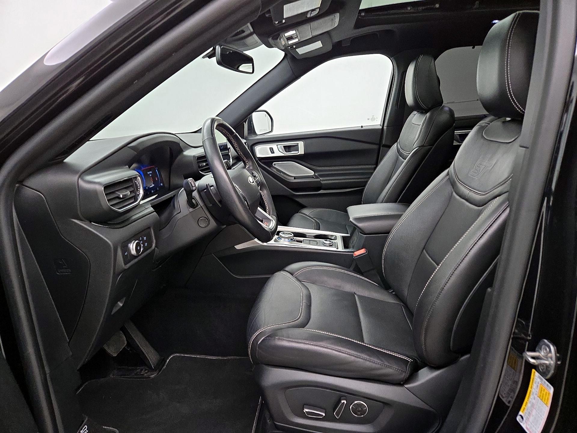 Thumbnail: 2020 Ford Explorer - 11