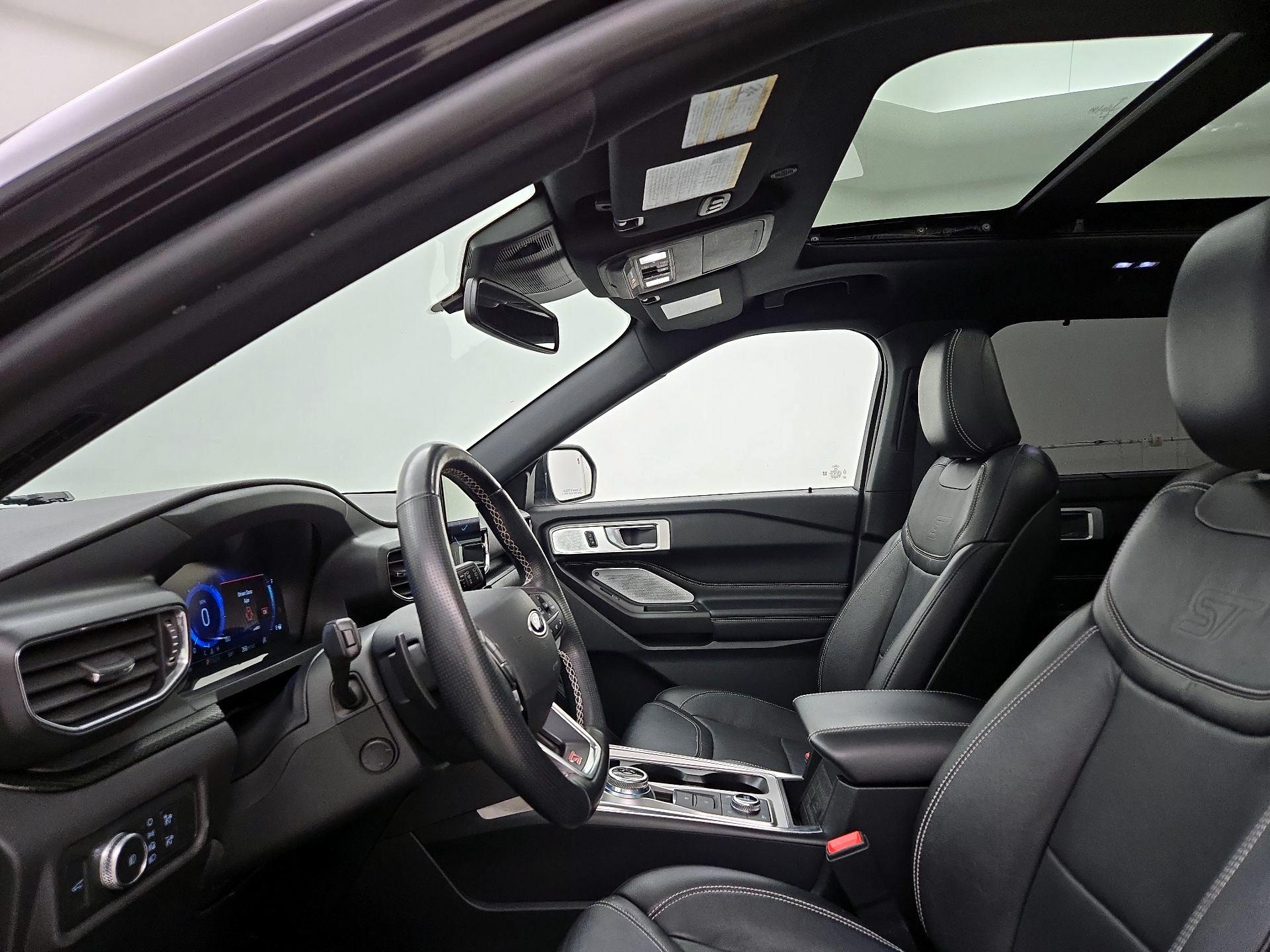 Thumbnail: 2020 Ford Explorer - 20