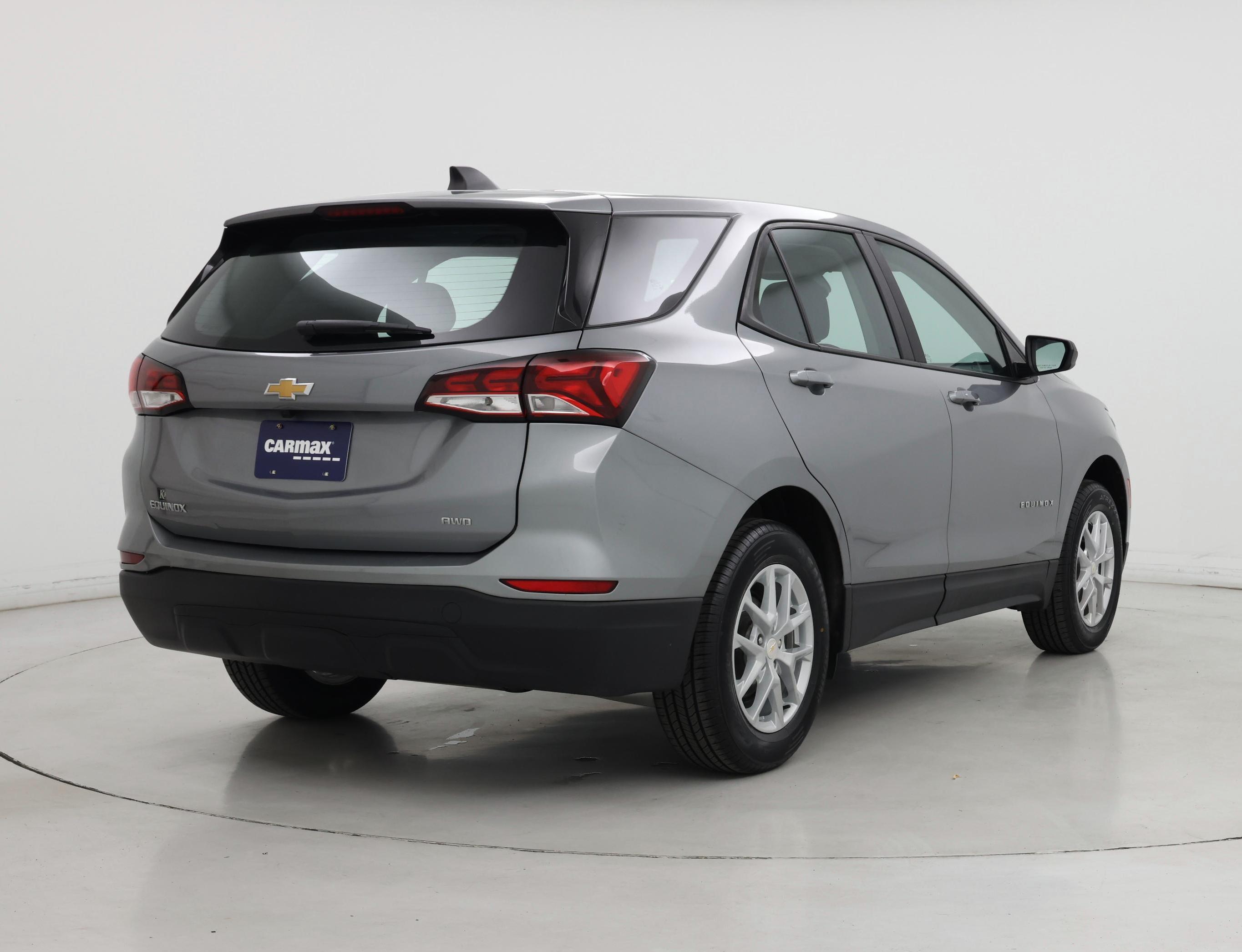 Thumbnail: 2023 Chevrolet Equinox - 8