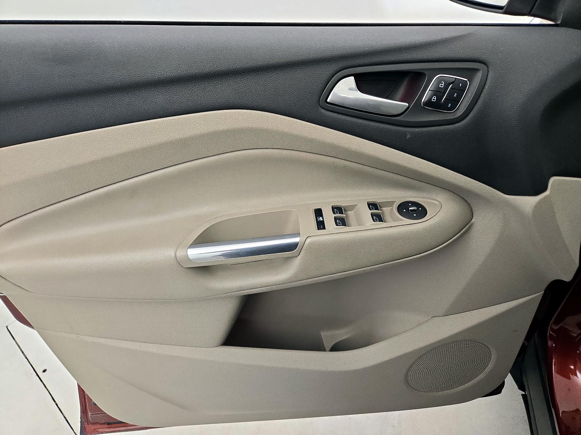 Thumbnail: 2014 Ford Escape - 12