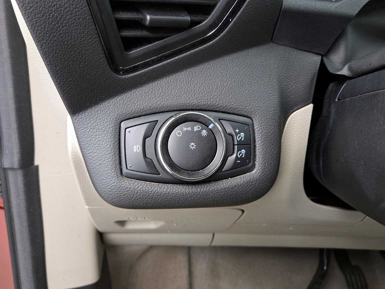 2014 Ford Escape Titanium - Photo 14