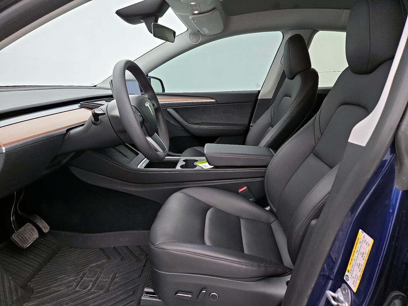 2023 Tesla Model Y Long Range - Photo 12