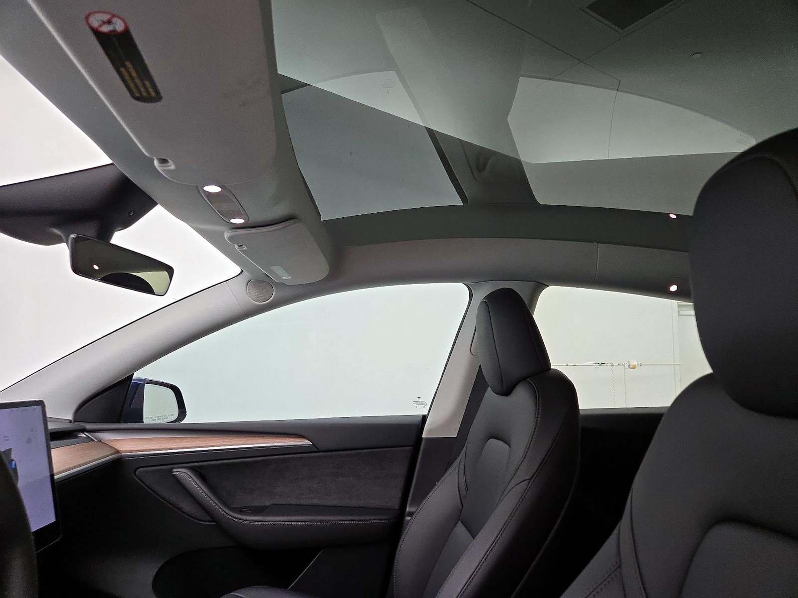 2023 Tesla Model Y Long Range - Photo 21