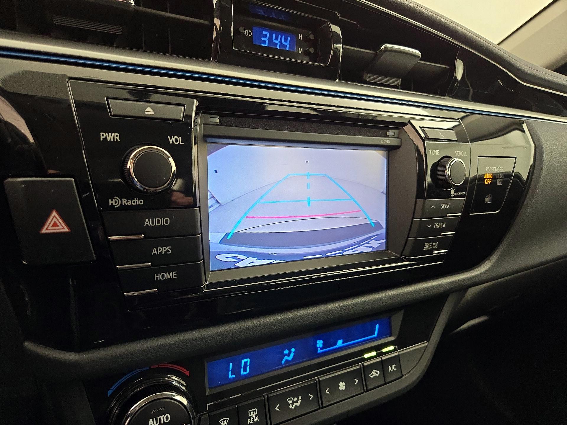 Thumbnail: 2014 Toyota Corolla - 15