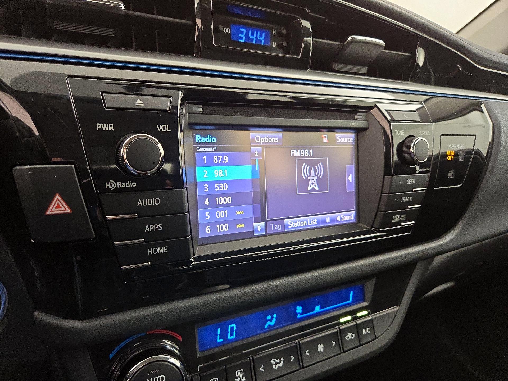 Thumbnail: 2014 Toyota Corolla - 16