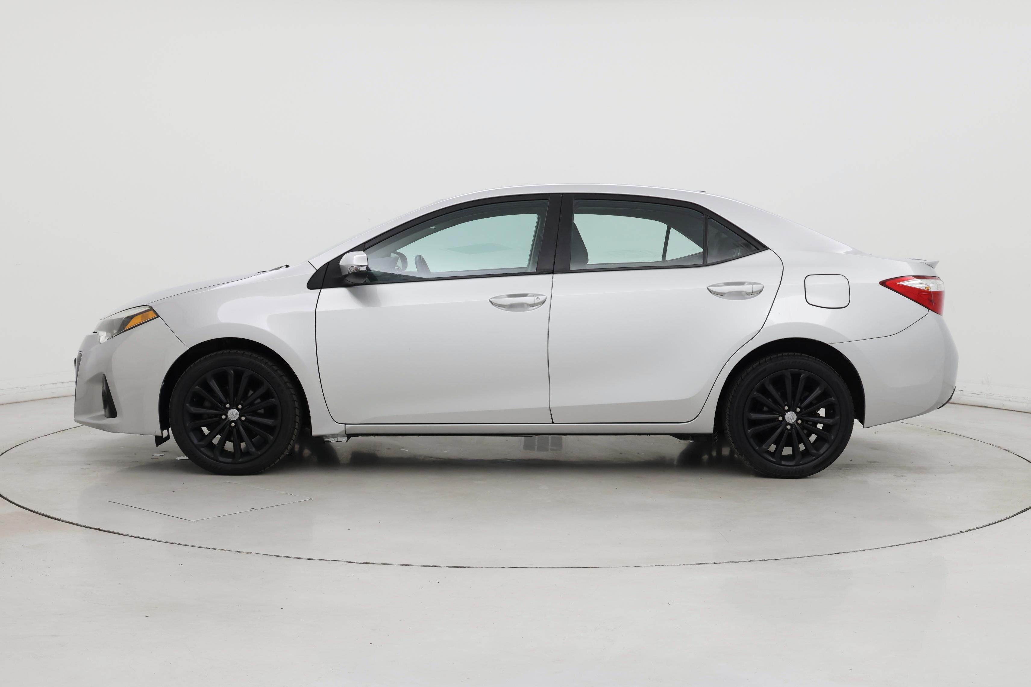 Thumbnail: 2014 Toyota Corolla - 3