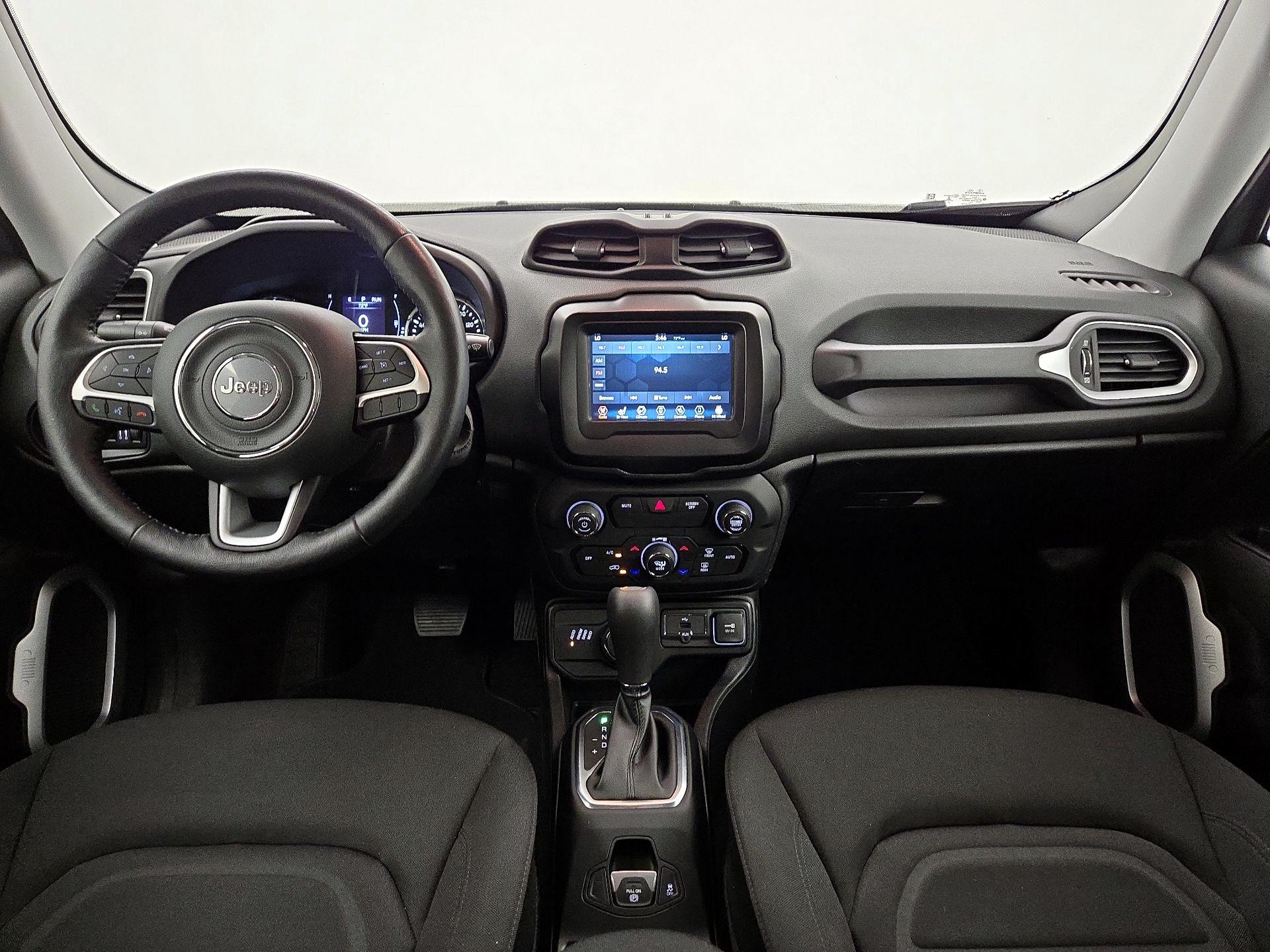 Thumbnail: 2018 Jeep Renegade - 9