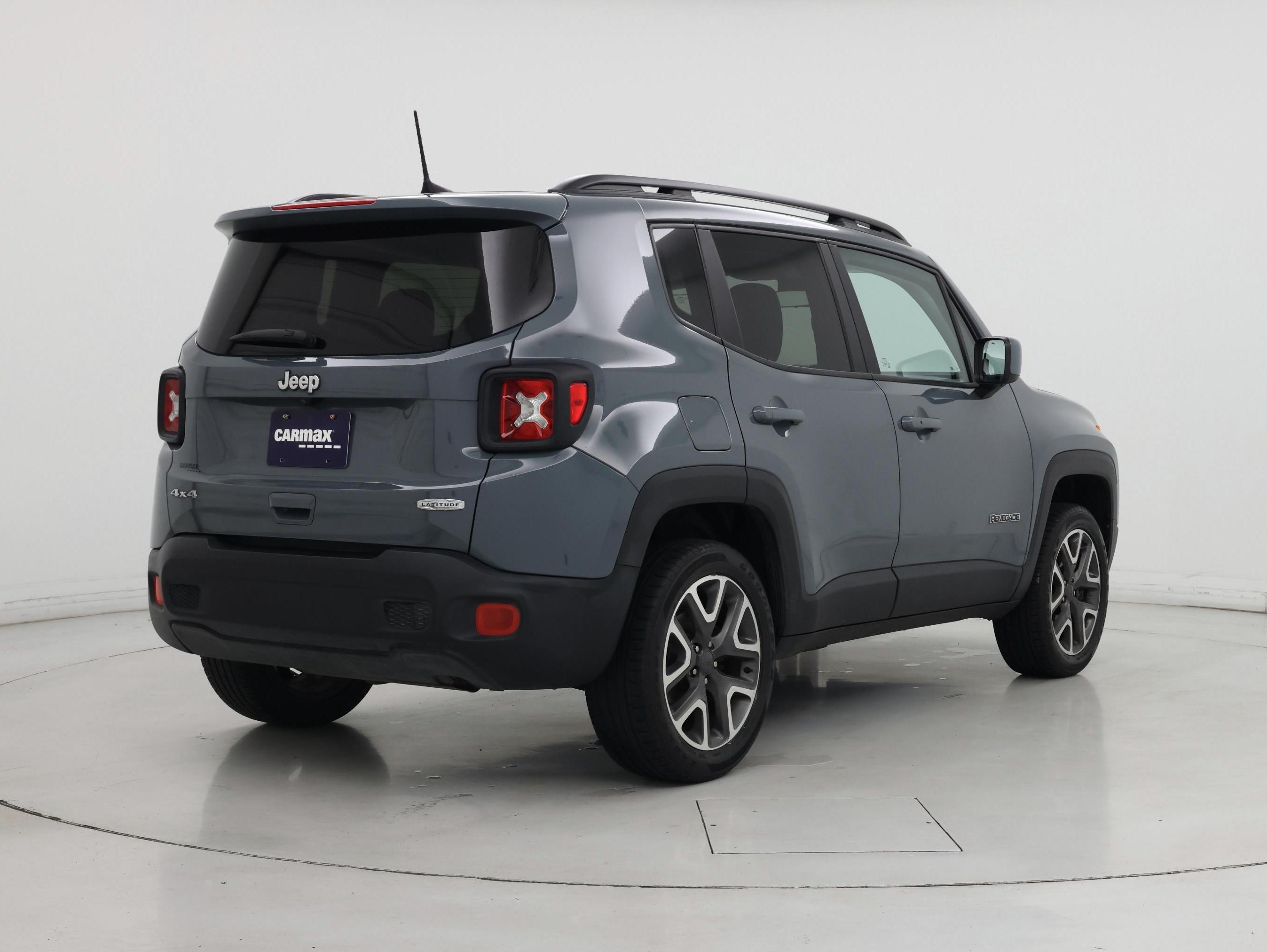 Thumbnail: 2018 Jeep Renegade - 8