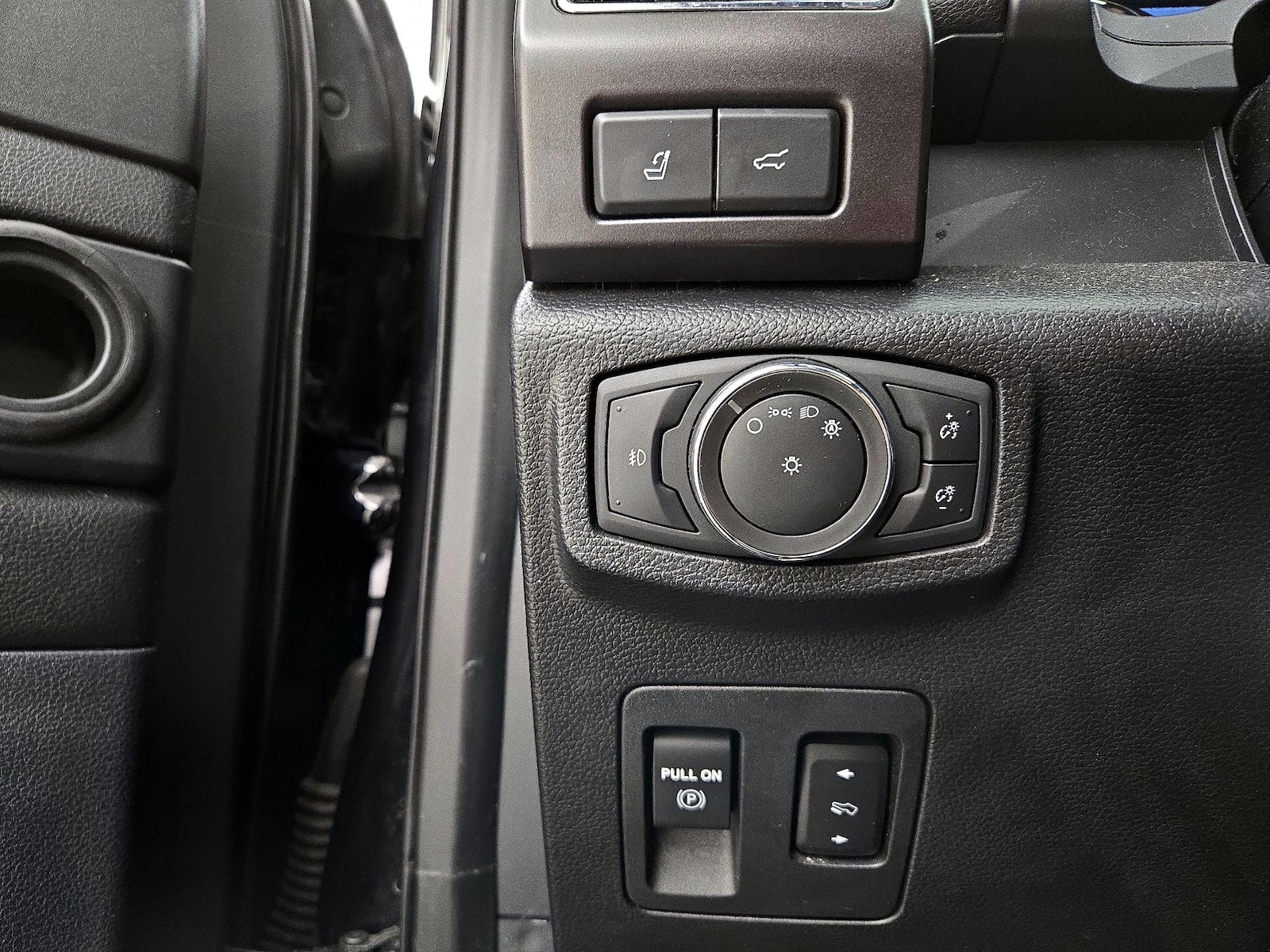 2021 Ford Expedition Limited - Photo 14