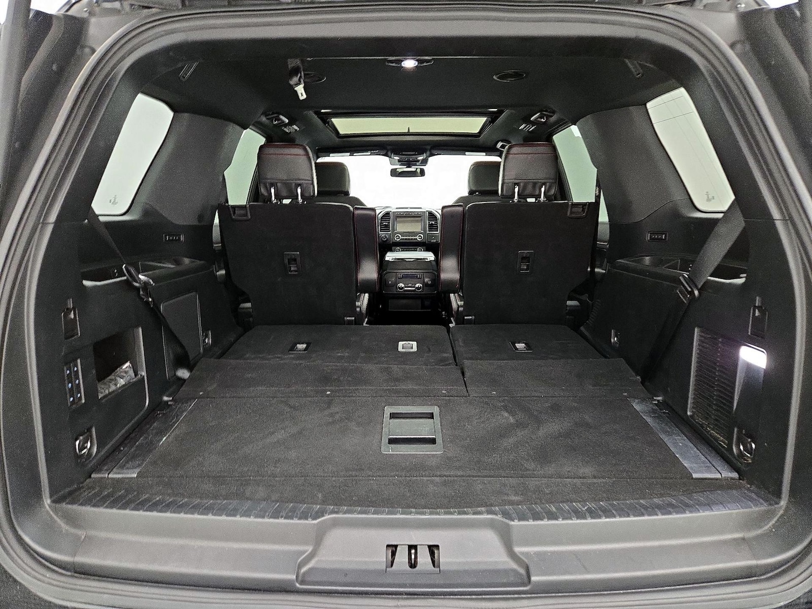 2021 Ford Expedition Limited - Photo 25