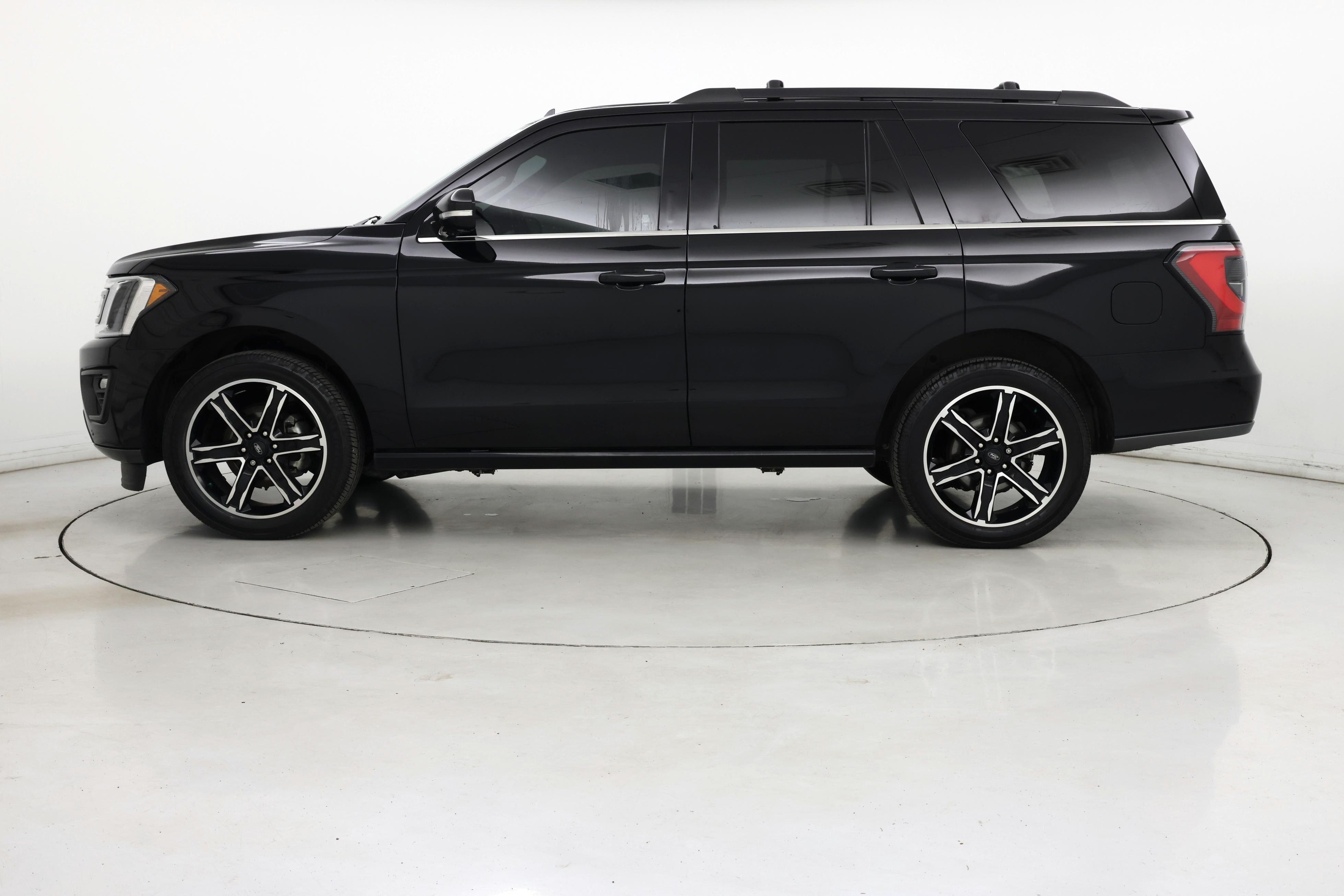 Thumbnail: 2021 Ford Expedition - 3