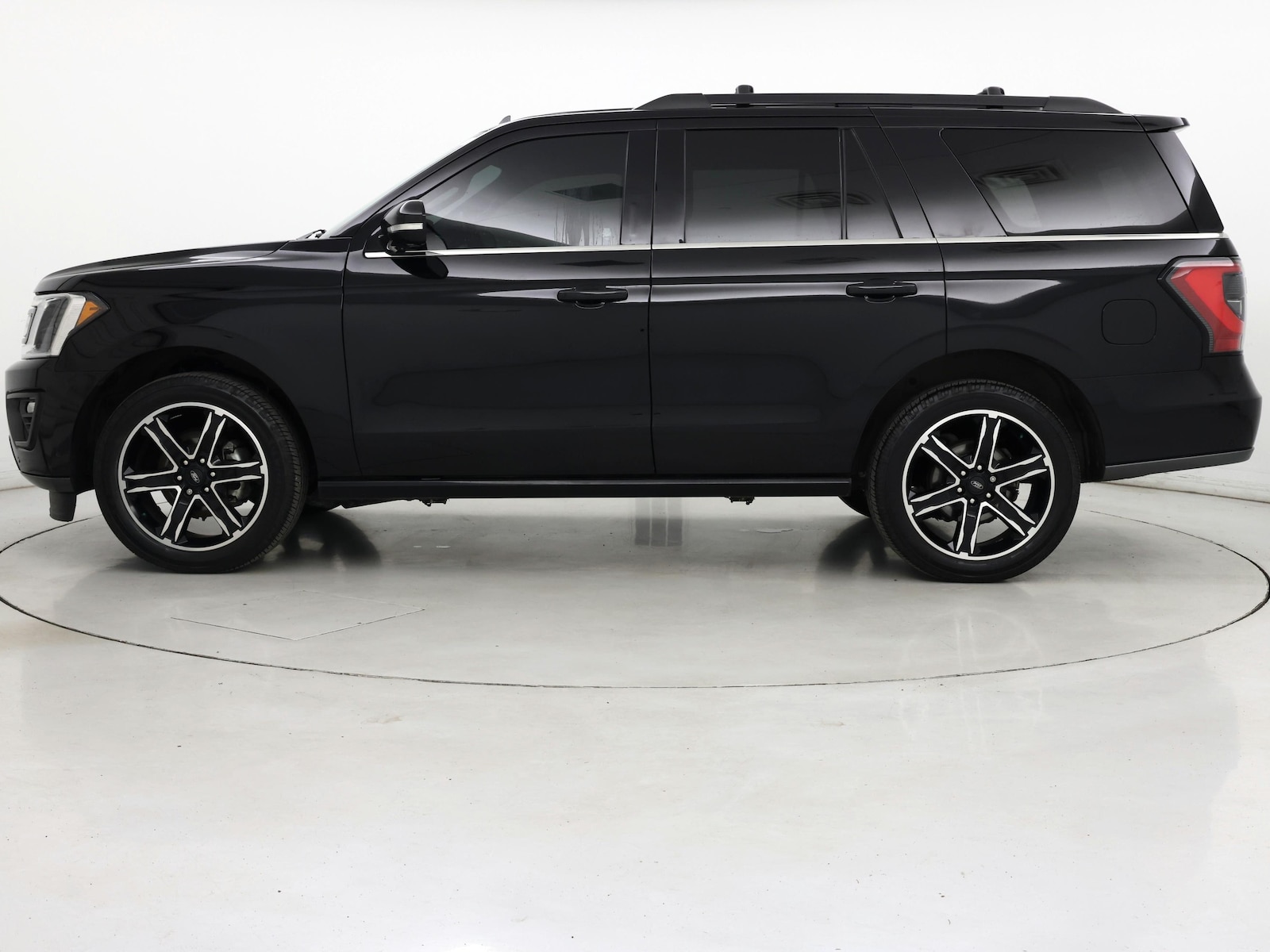 2021 Ford Expedition Limited - Photo 4
