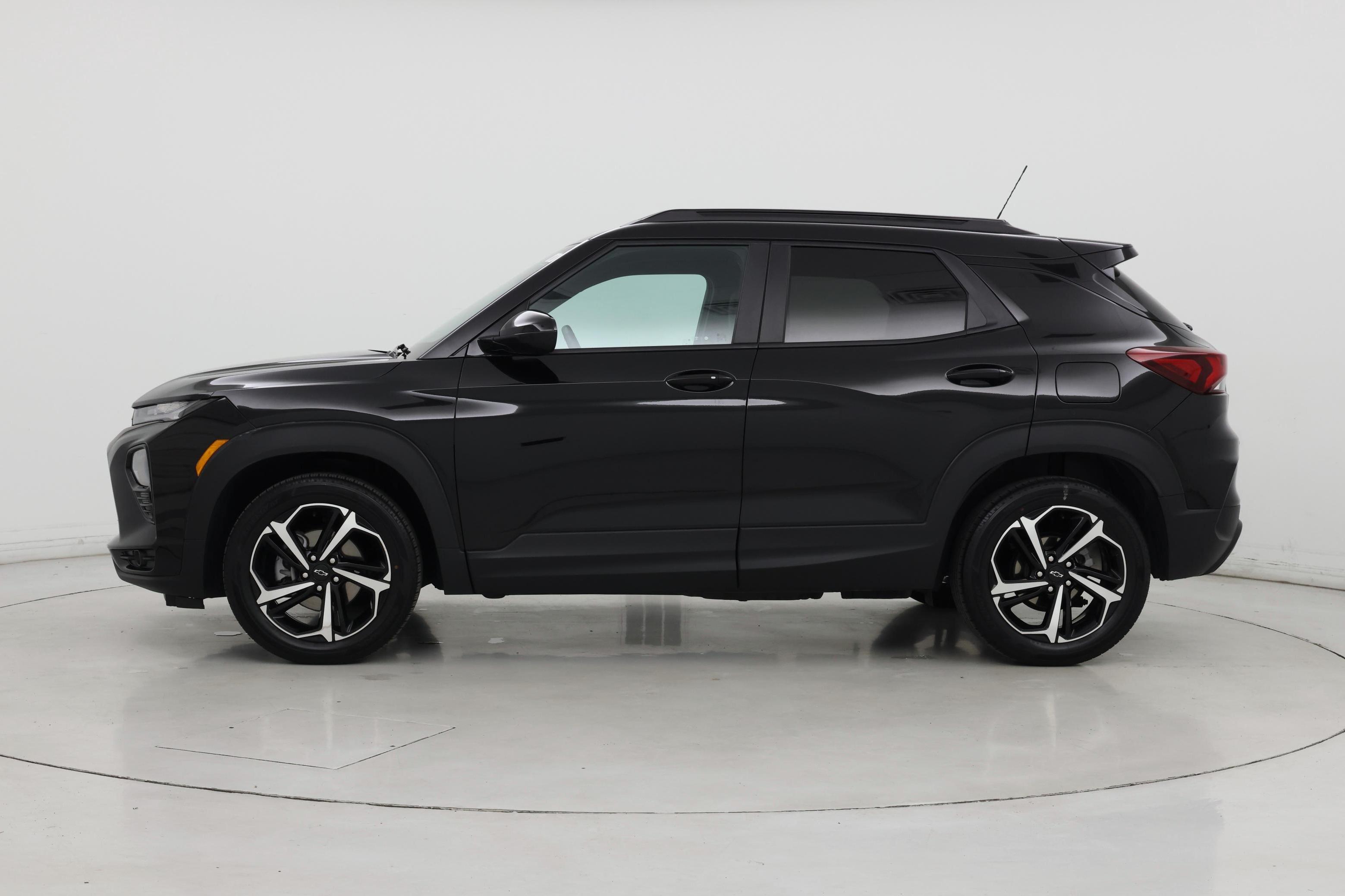 Thumbnail: 2022 Chevrolet TrailBlazer - 3