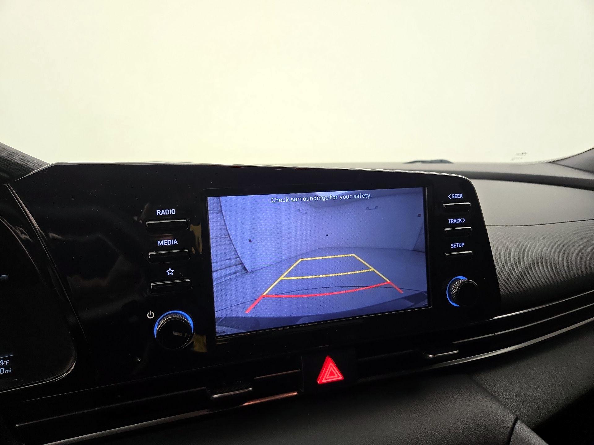 Thumbnail: 2022 Hyundai Elantra - 14