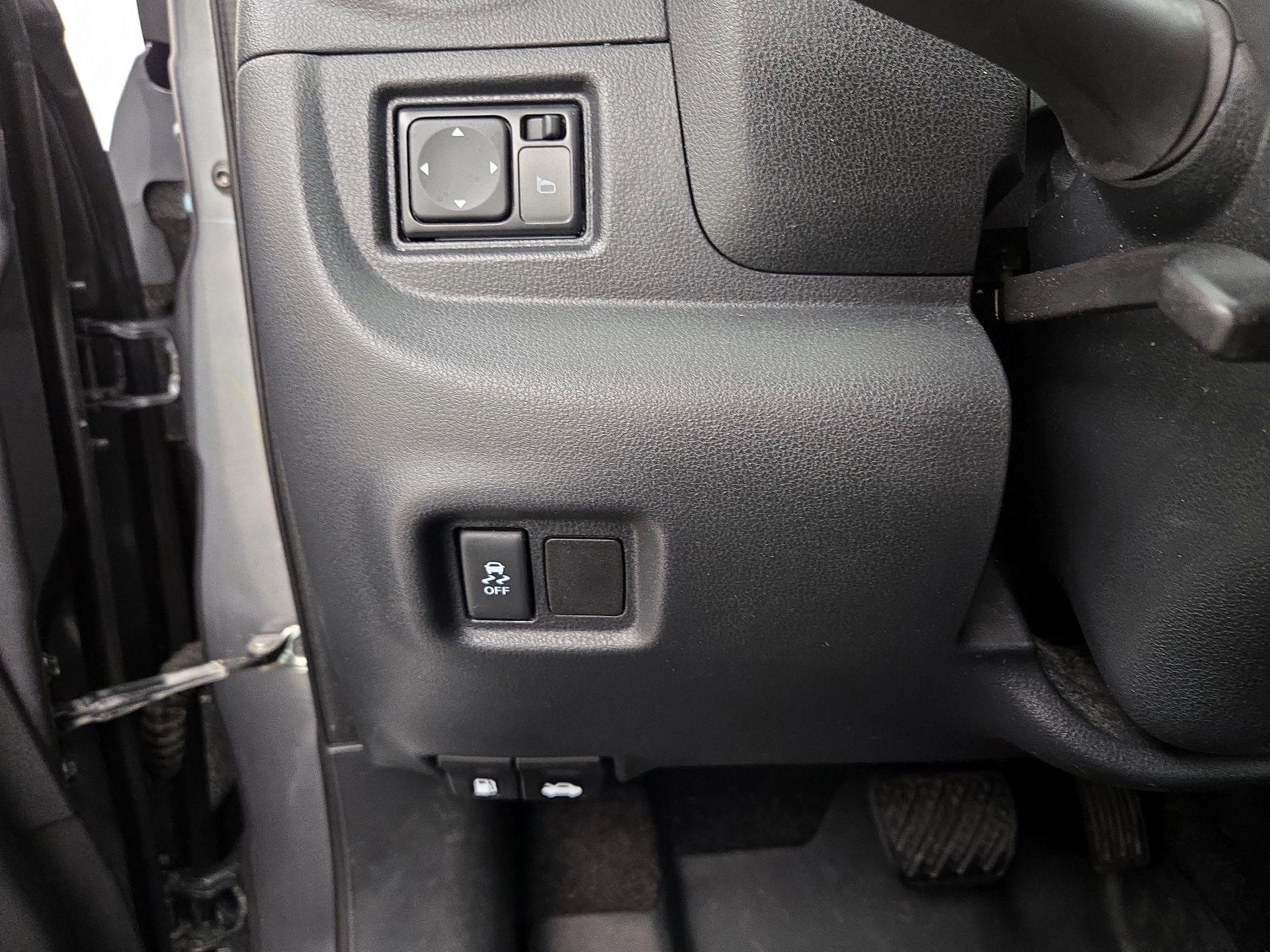 Thumbnail: 2018 Nissan Versa - 13