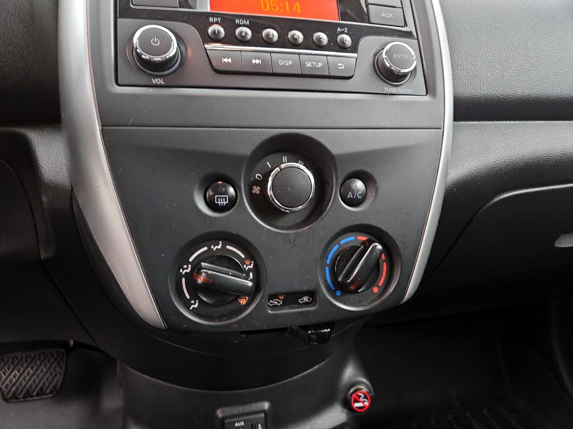 Thumbnail: 2018 Nissan Versa - 15