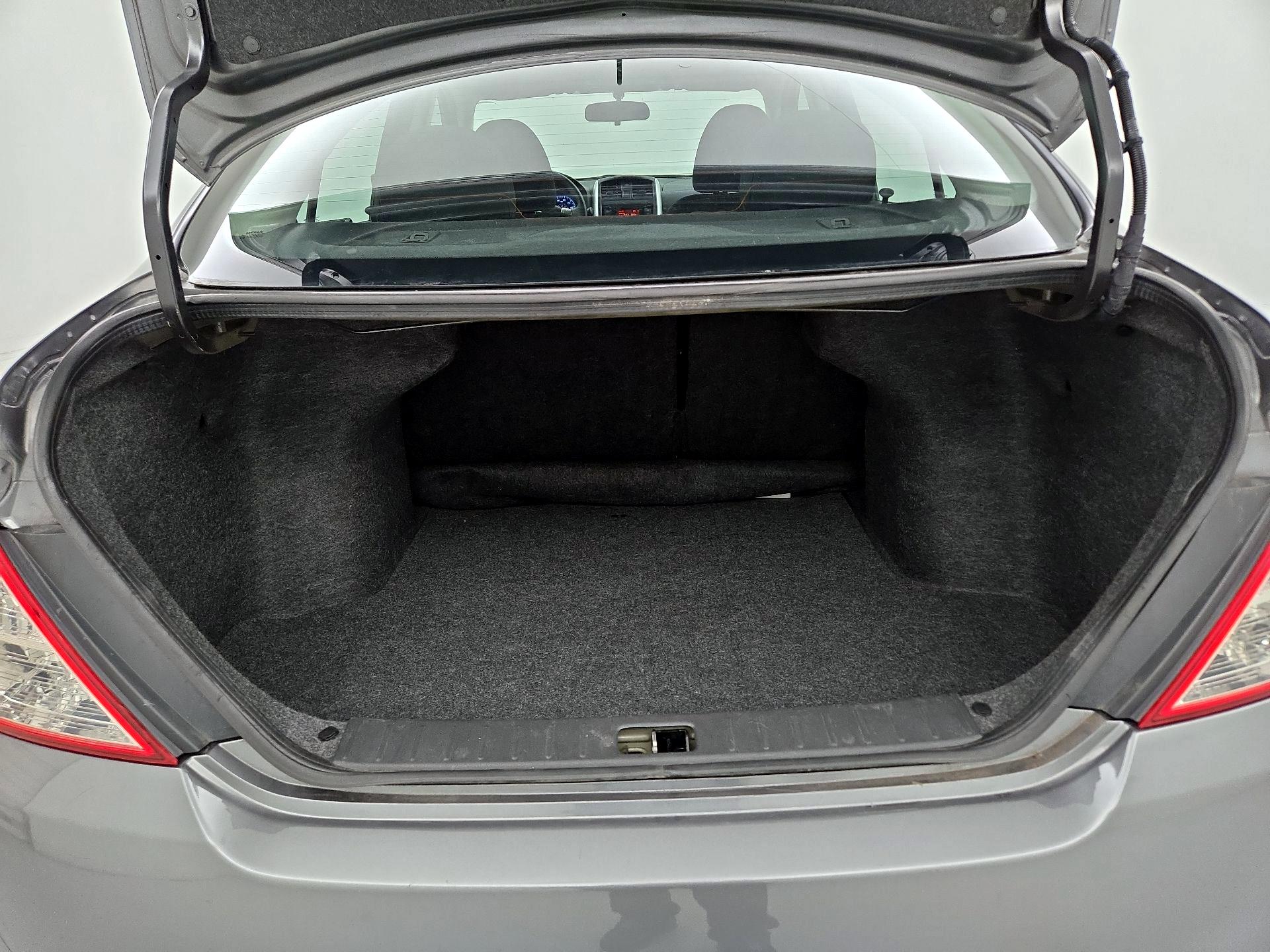 Thumbnail: 2018 Nissan Versa - 19