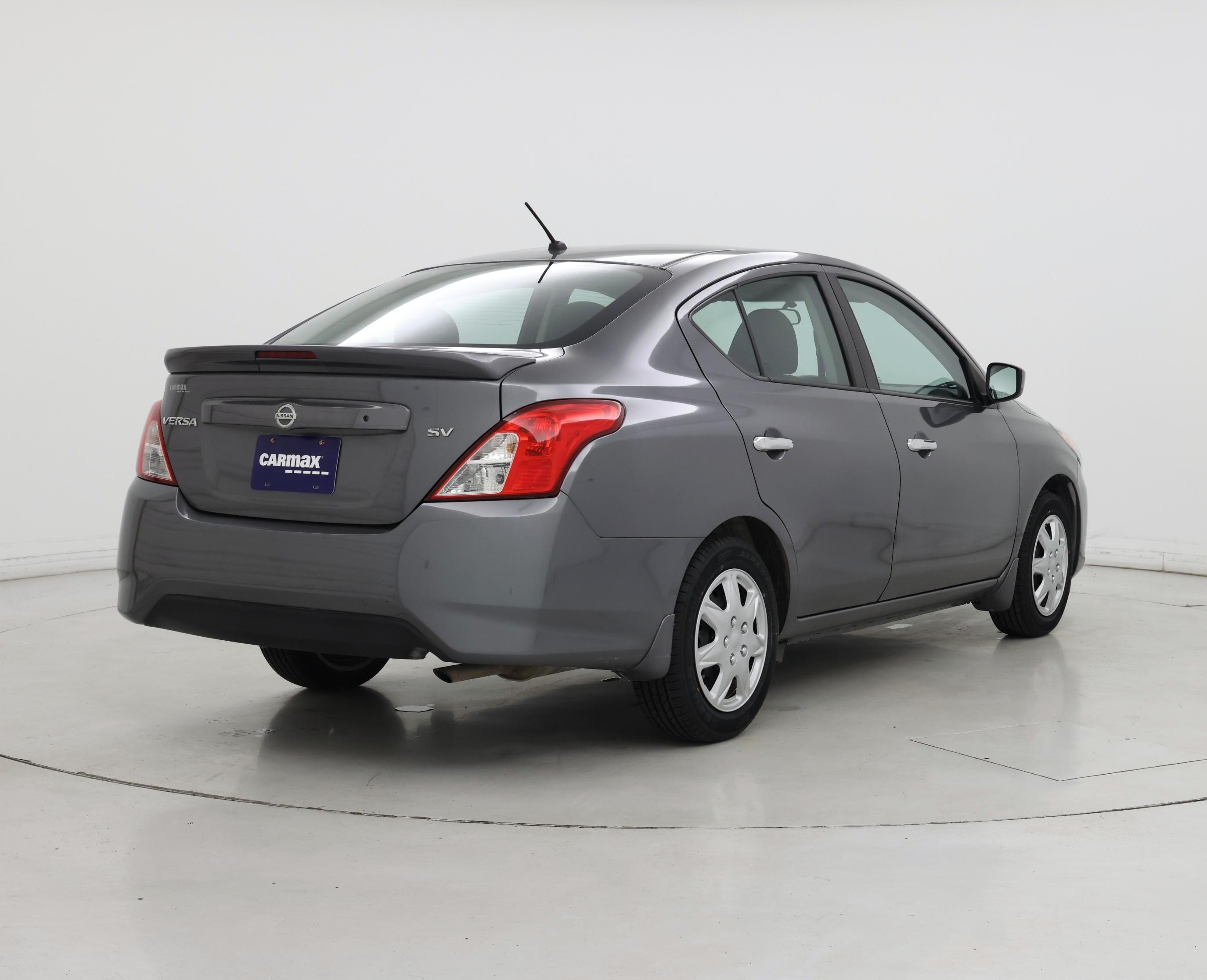 Thumbnail: 2018 Nissan Versa - 8